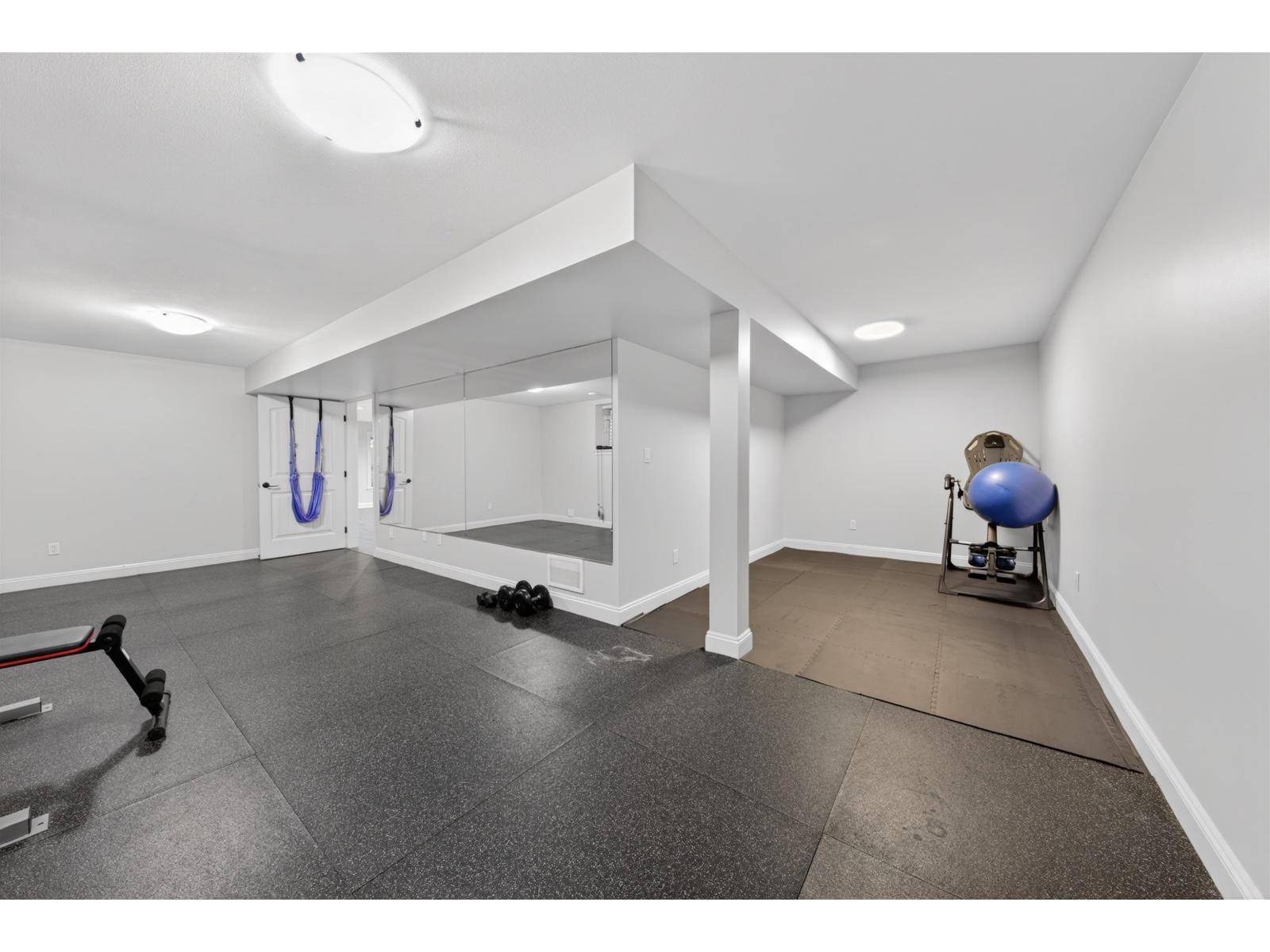 7257 197b Street, Langley, British Columbia  V2Y 3H7 - Photo 35 - R3118629