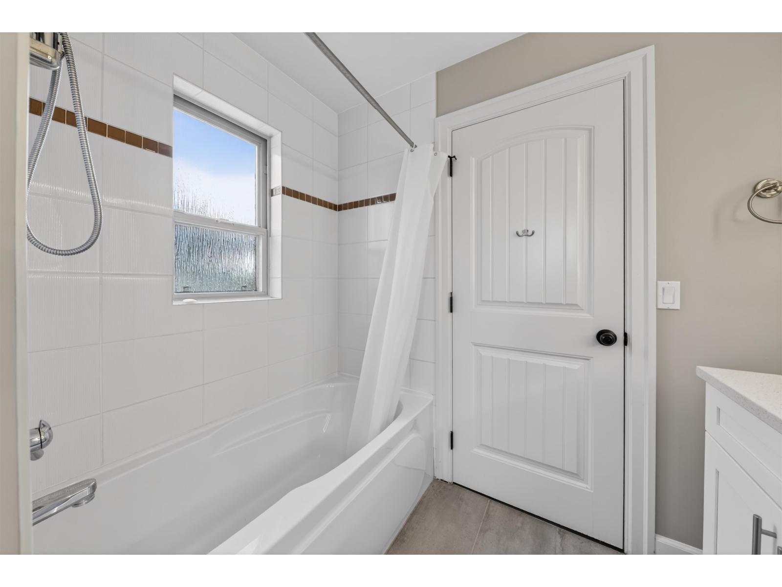 7257 197b Street, Langley, British Columbia  V2Y 3H7 - Photo 27 - R3118629