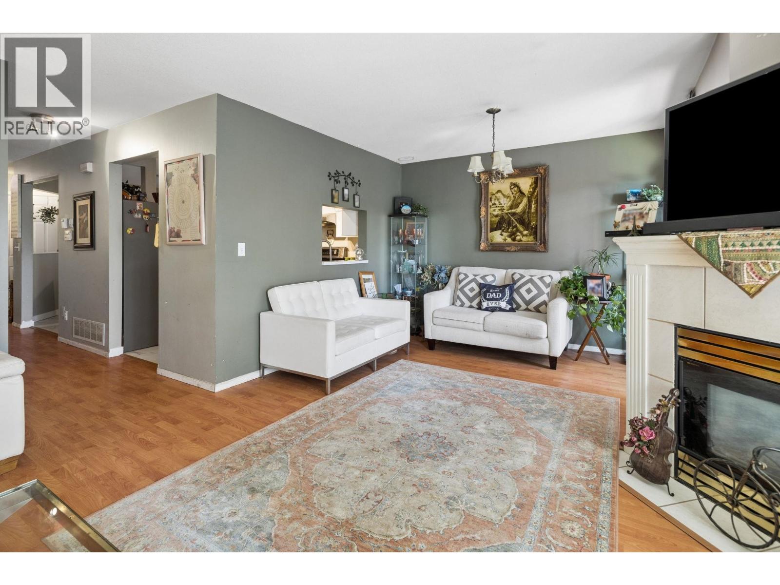 Th28 2590 Panorama Drive, Coquitlam, British Columbia  V3E 2W9 - Photo 8 - R3119188