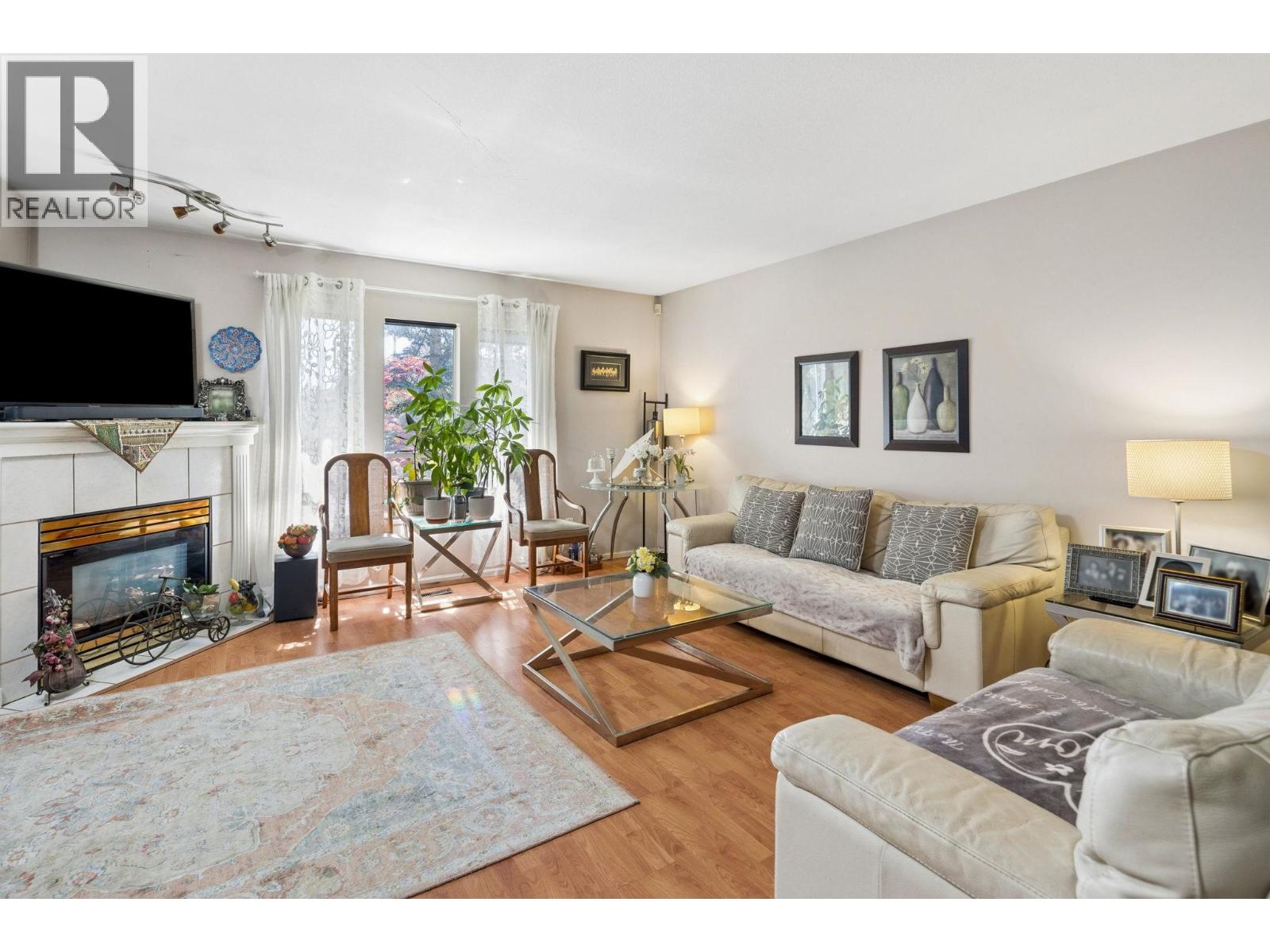 Th28 2590 Panorama Drive, Coquitlam, British Columbia  V3E 2W9 - Photo 5 - R3119188