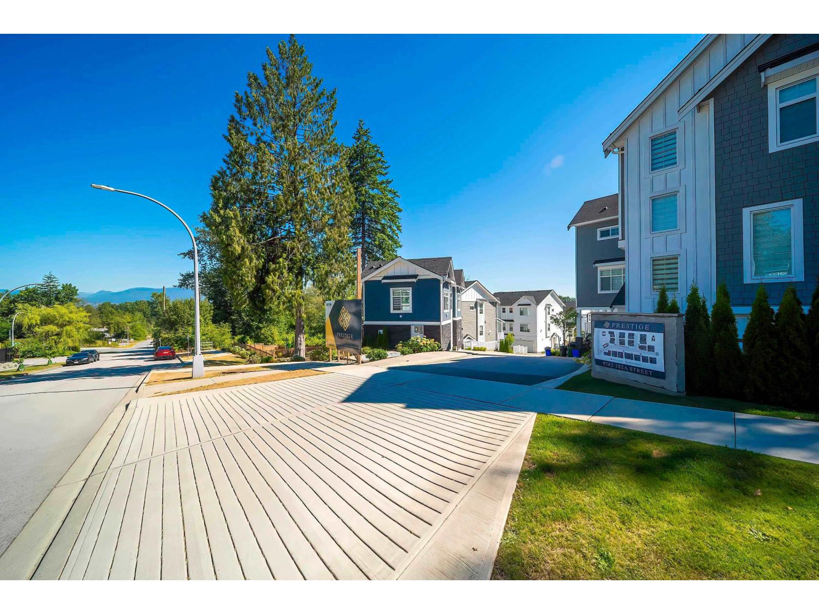 26 9762 182A STREET, Surrey, British Columbia