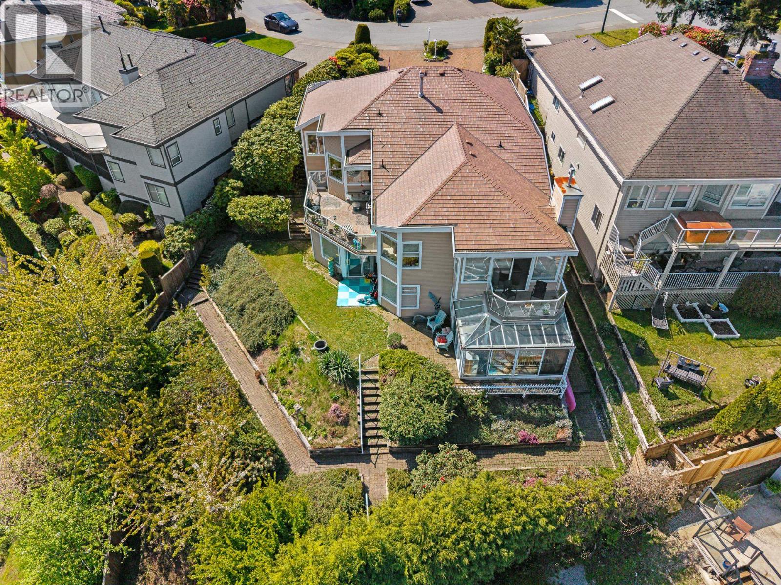 307 Rosehill Wynd, Delta, British Columbia  V4M 3L8 - Photo 31 - R3117685