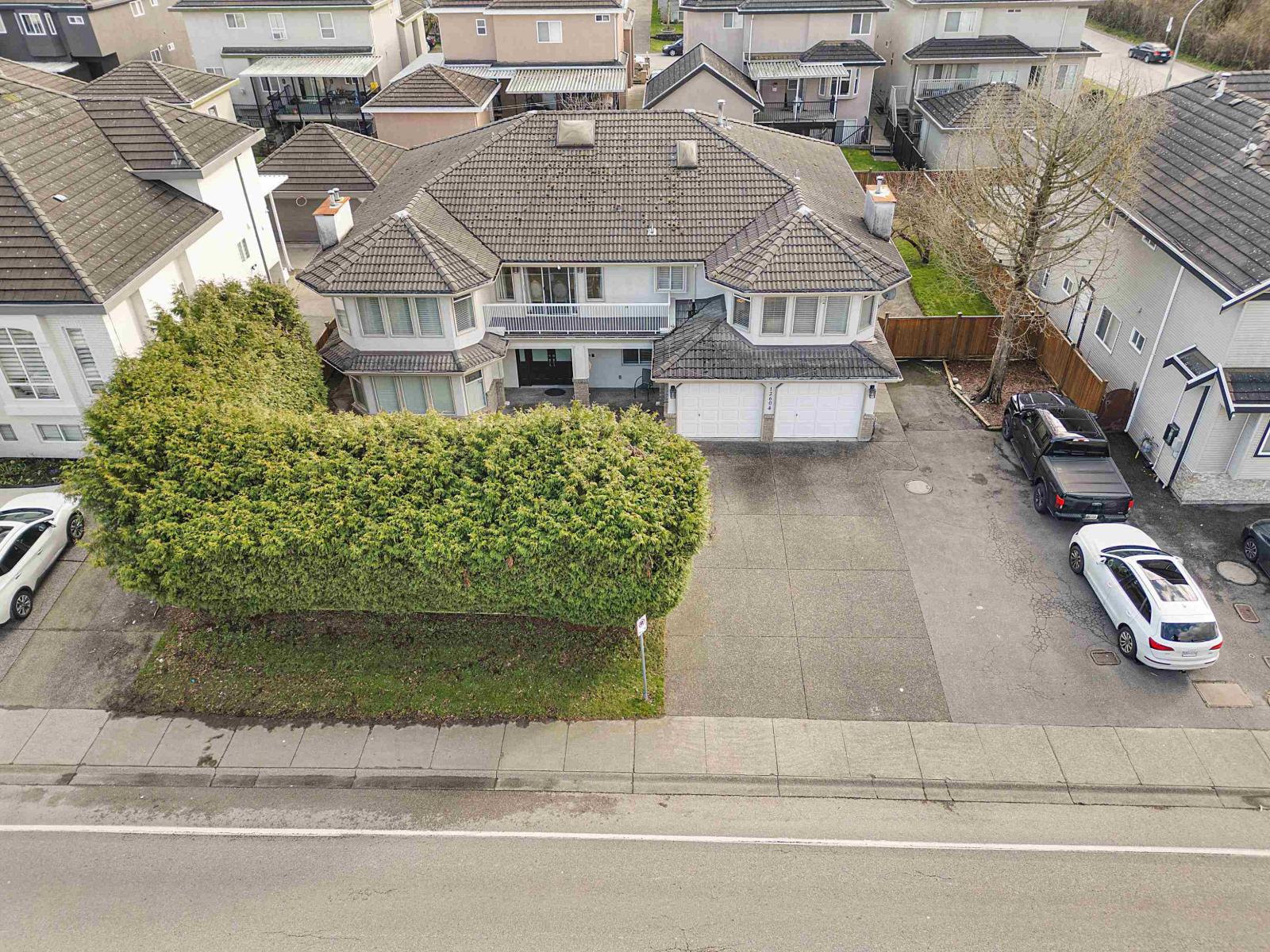 12604 68 Avenue, Surrey, British Columbia  V3W 1G4 - Photo 3 - R3118902