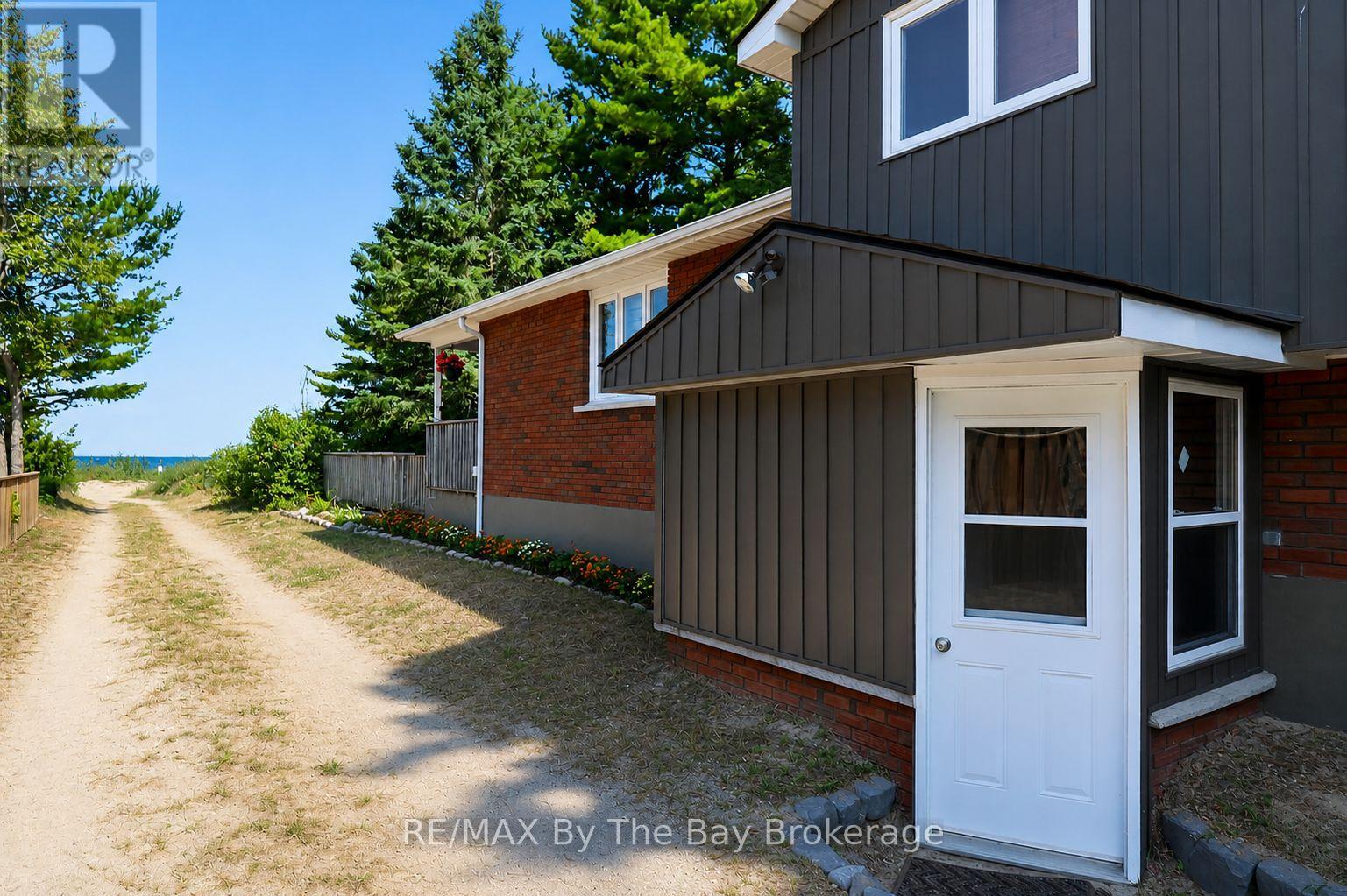 342 Coastline Drive, Wasaga Beach, Ontario  L9Z 2M4 - Photo 12 - S13082288