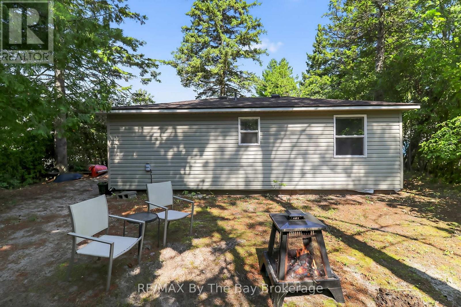 342 Coastline Drive, Wasaga Beach, Ontario  L9Z 2M4 - Photo 41 - S13082288