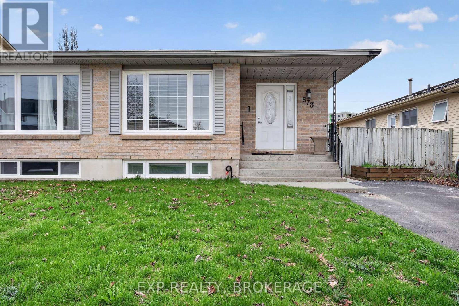 573 Whistler Terrace, Kingston, Ontario  K7M 8K4 - Photo 2 - X13082330