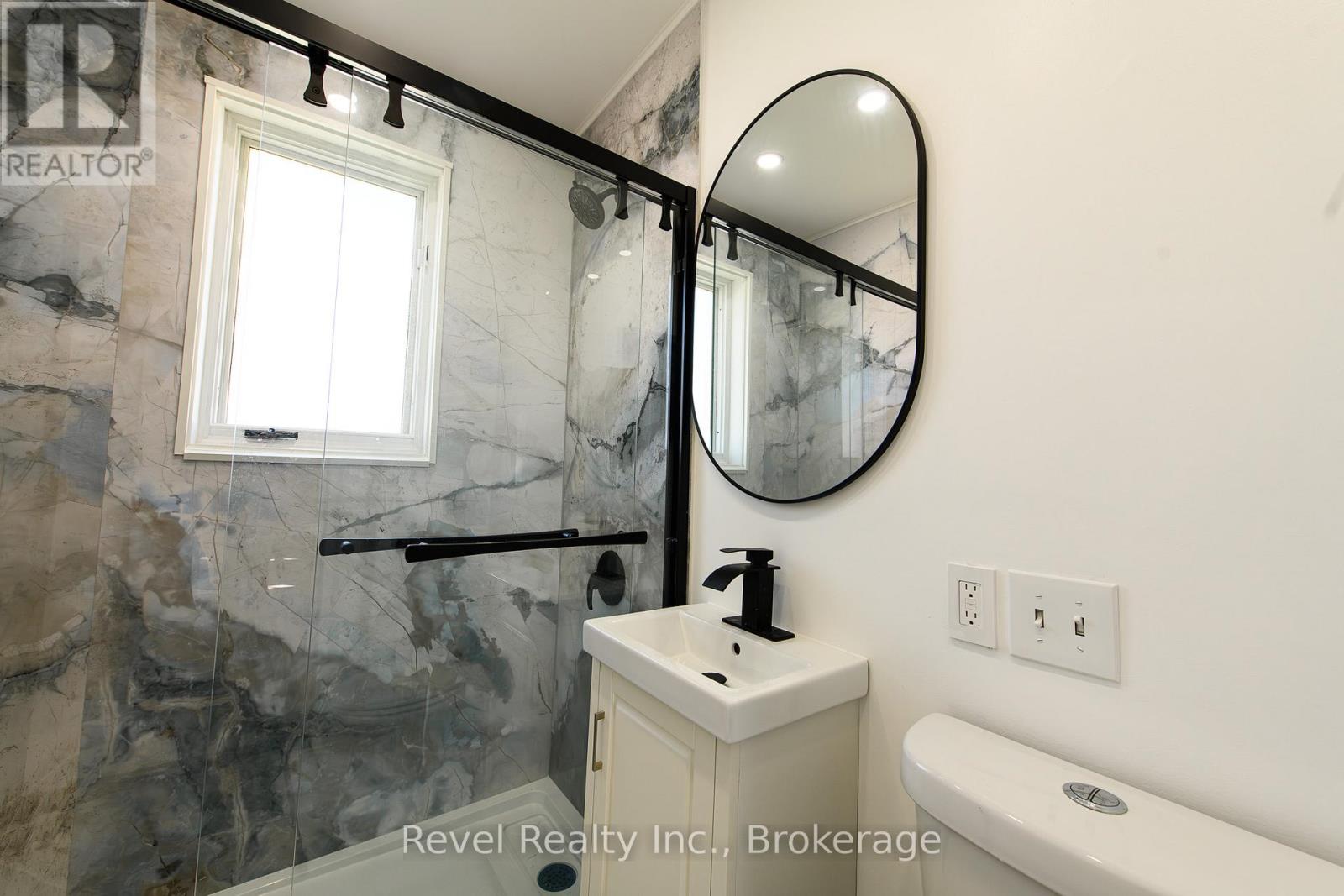 701 5th Street E, Owen Sound, Ontario  N4K 1E4 - Photo 12 - X13082312