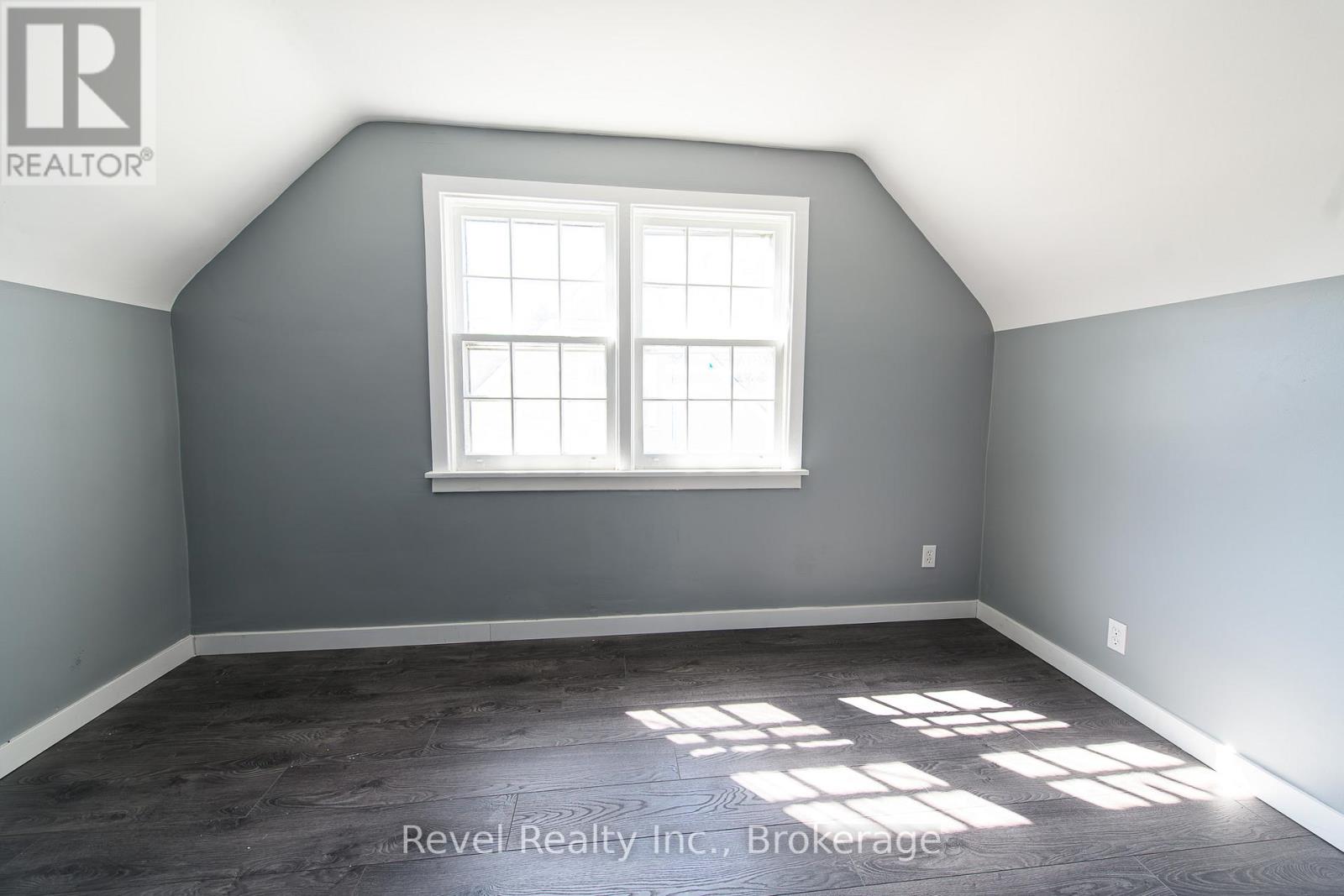 701 5th Street E, Owen Sound, Ontario  N4K 1E4 - Photo 25 - X13082312
