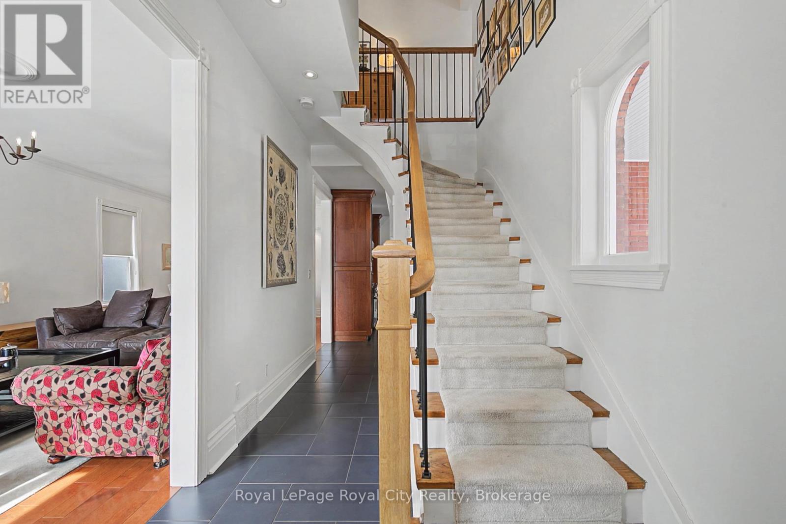 61 Cambridge Street, Guelph (Downtown), Ontario  N1H 2V1 - Photo 5 - X13082328