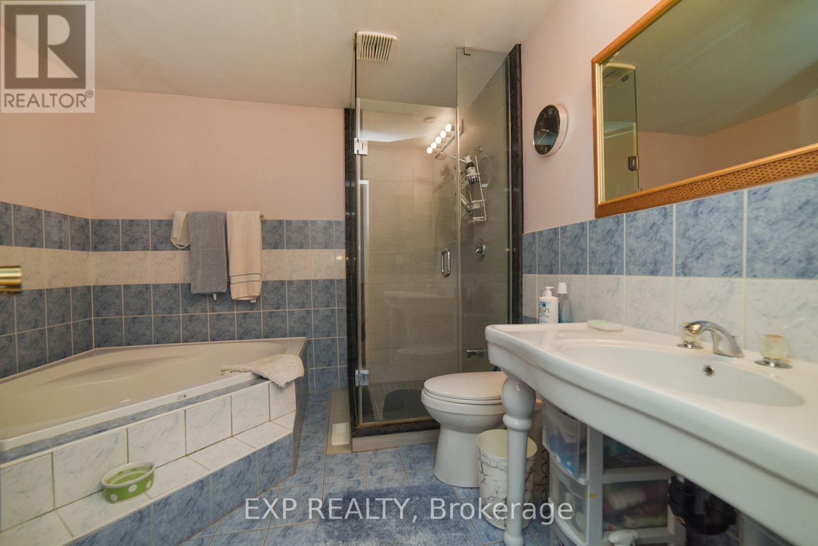 75 Dairis Crescent, Markham, Ontario  L3S 1T4 - Photo 24 - N13076308