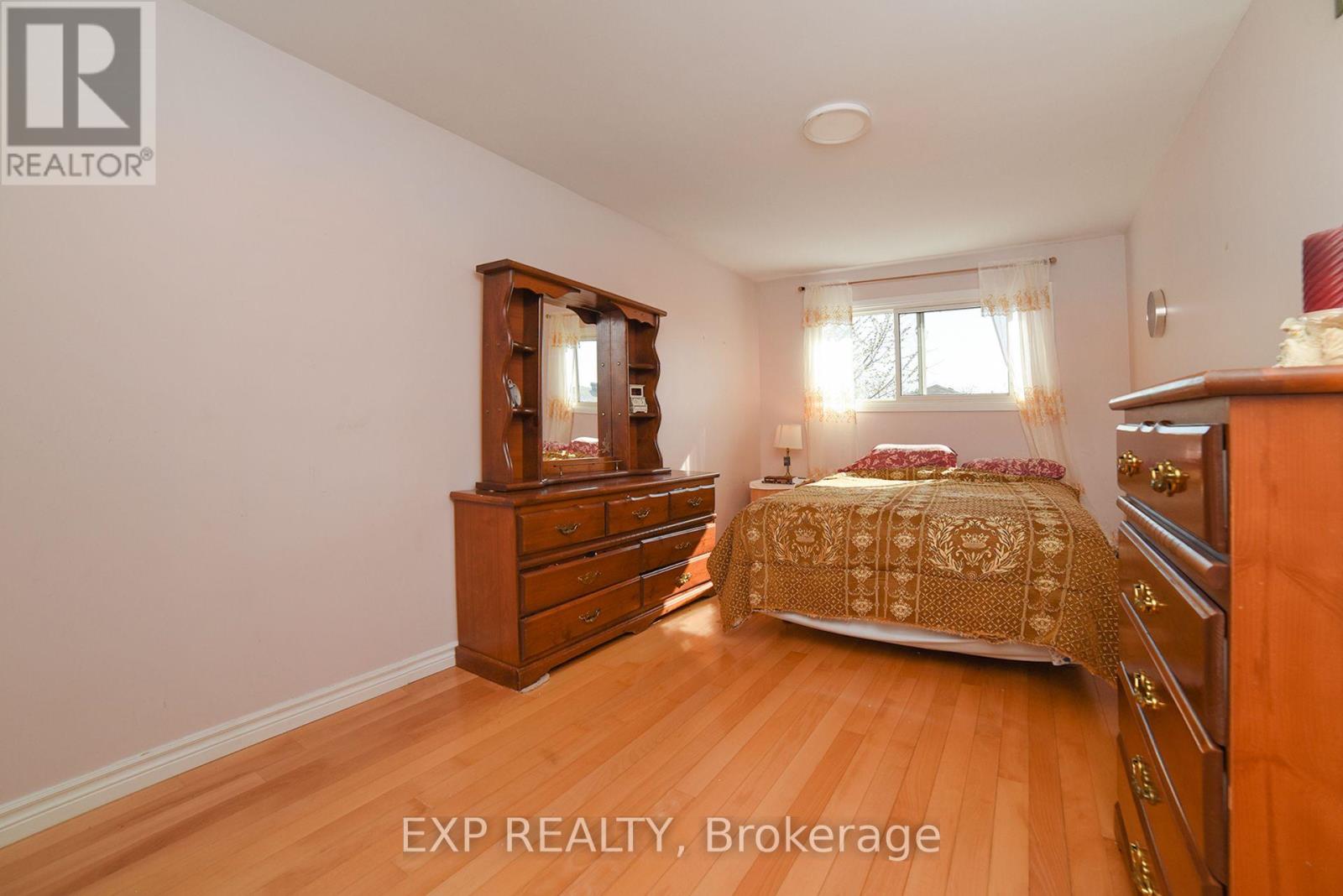 75 Dairis Crescent, Markham, Ontario  L3S 1T4 - Photo 20 - N13076308