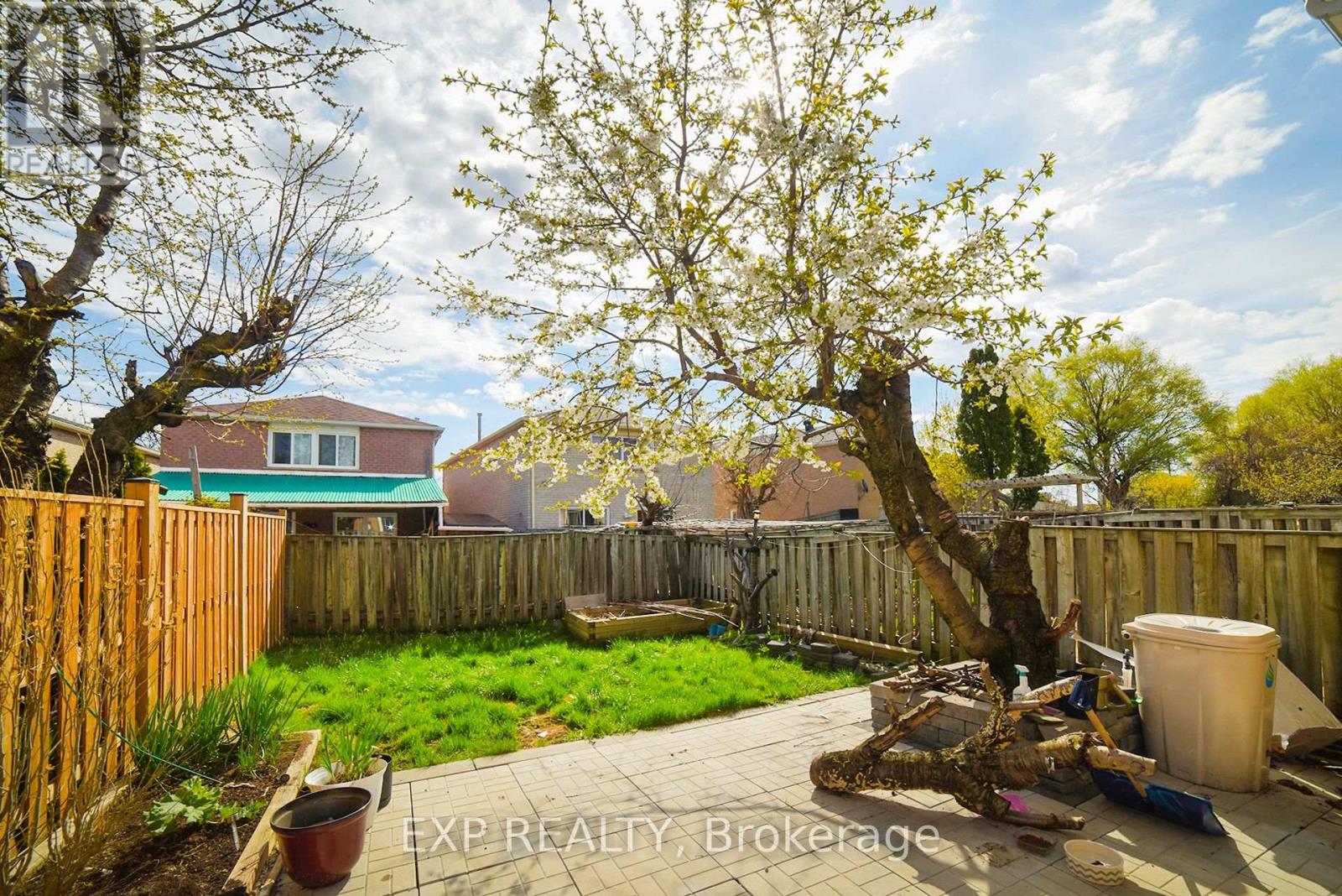 75 Dairis Crescent, Markham, Ontario  L3S 1T4 - Photo 30 - N13076308