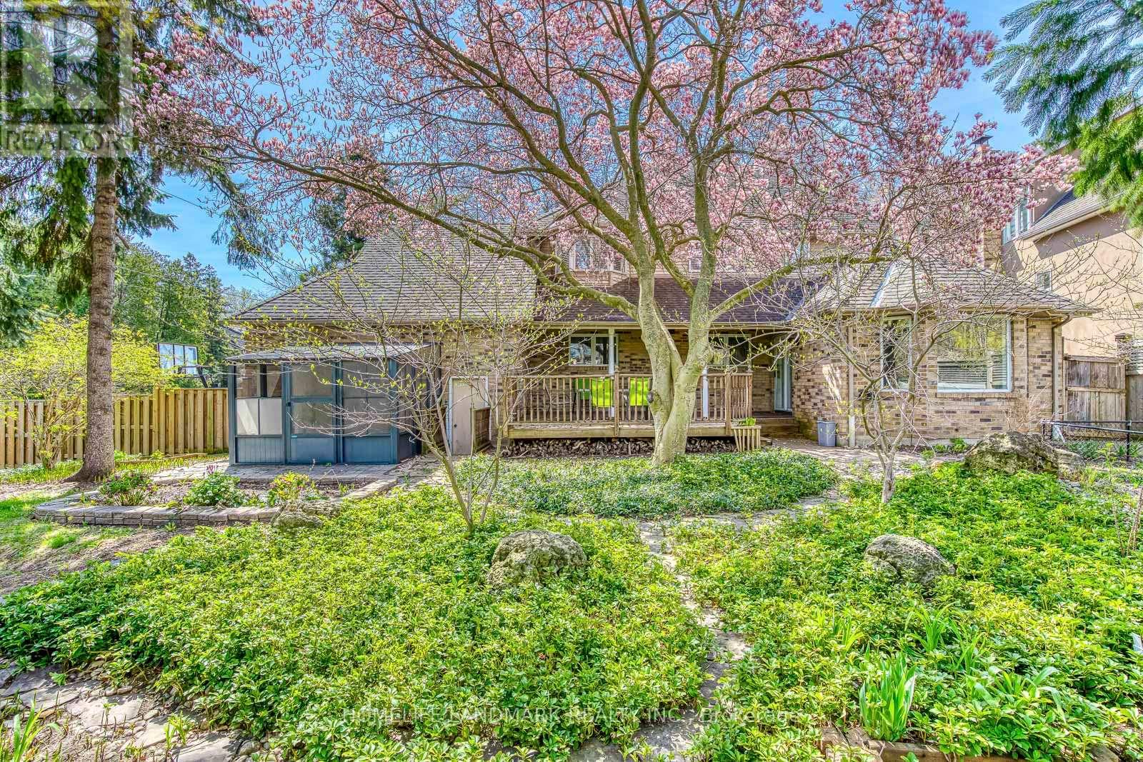 427 Cairncroft Road, Oakville, Ontario  L6V 4N1 - Photo 46 - W12723170