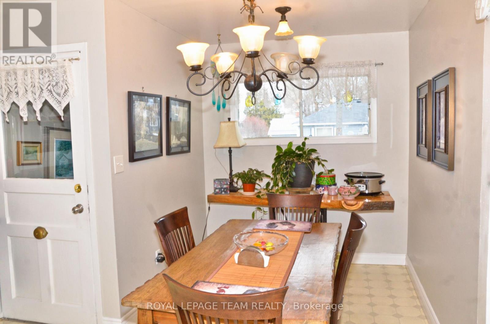 3040 Walker Street, Edwardsburgh/cardinal, Ontario  K0E 1E0 - Photo 13 - X12898338