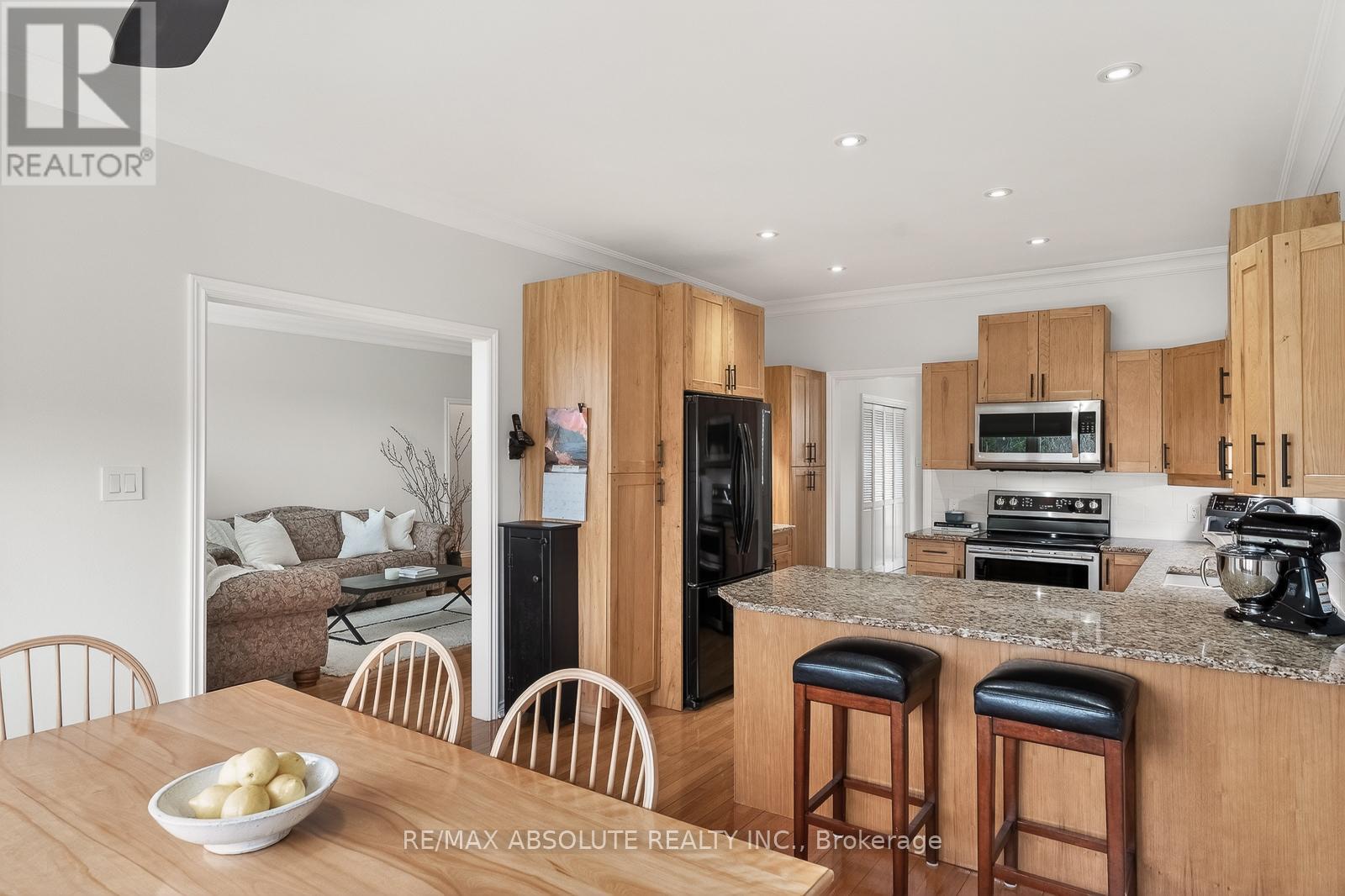 1801 Rocklane Drive, Ottawa, Ontario  K2W 1B5 - Photo 11 - X13065390