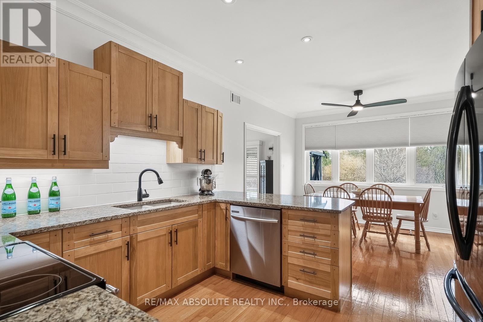 1801 Rocklane Drive, Ottawa, Ontario  K2W 1B5 - Photo 15 - X13065390