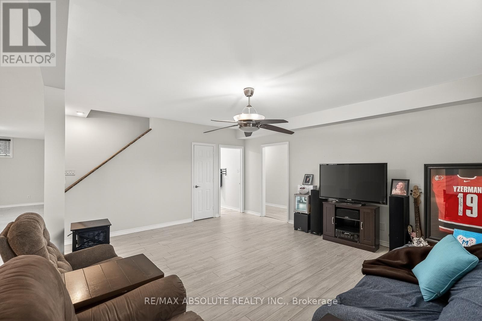 1801 Rocklane Drive, Ottawa, Ontario  K2W 1B5 - Photo 36 - X13065390
