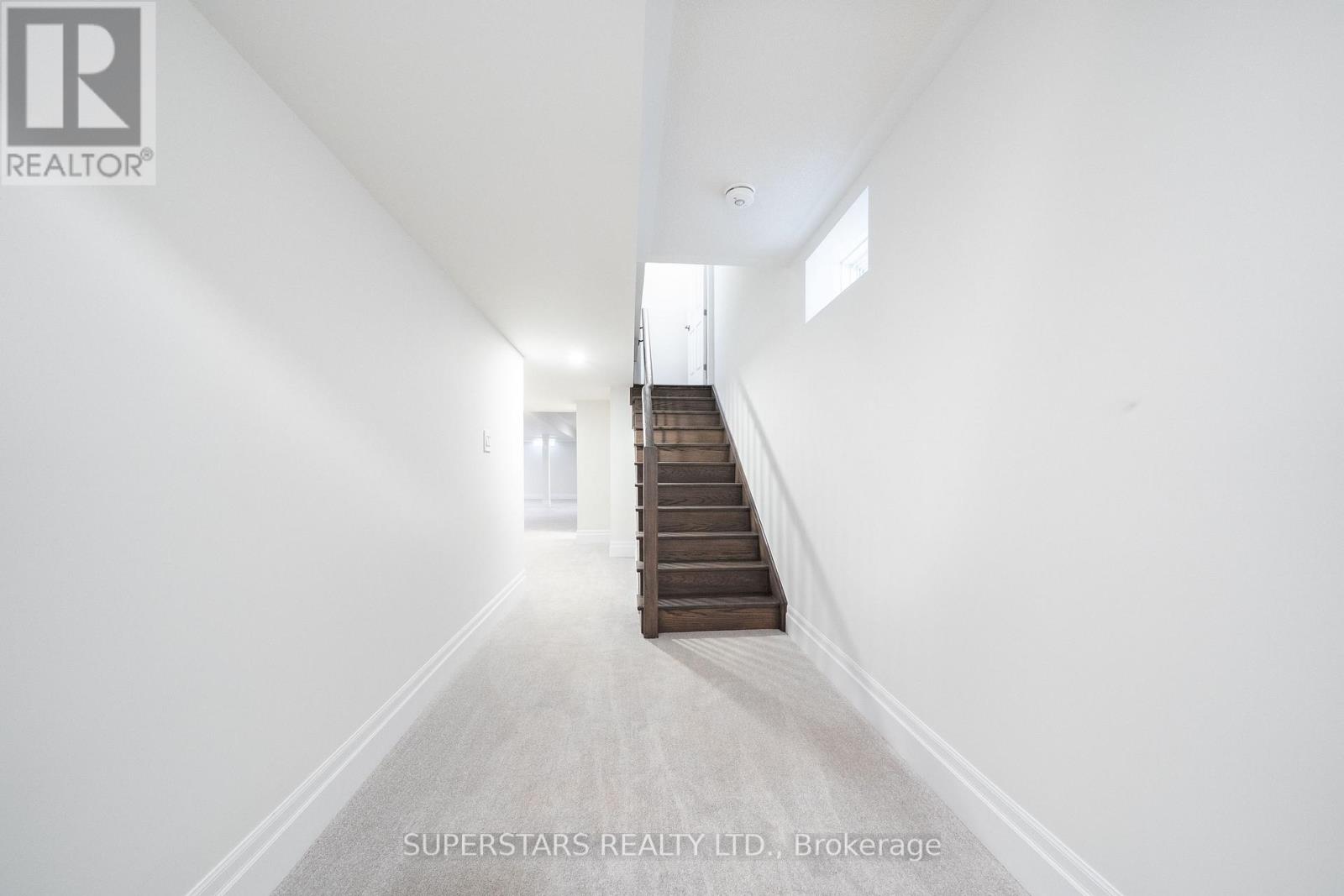 215 Archerhill Circle, Aurora, Ontario  L4G 4E2 - Photo 26 - N13082140