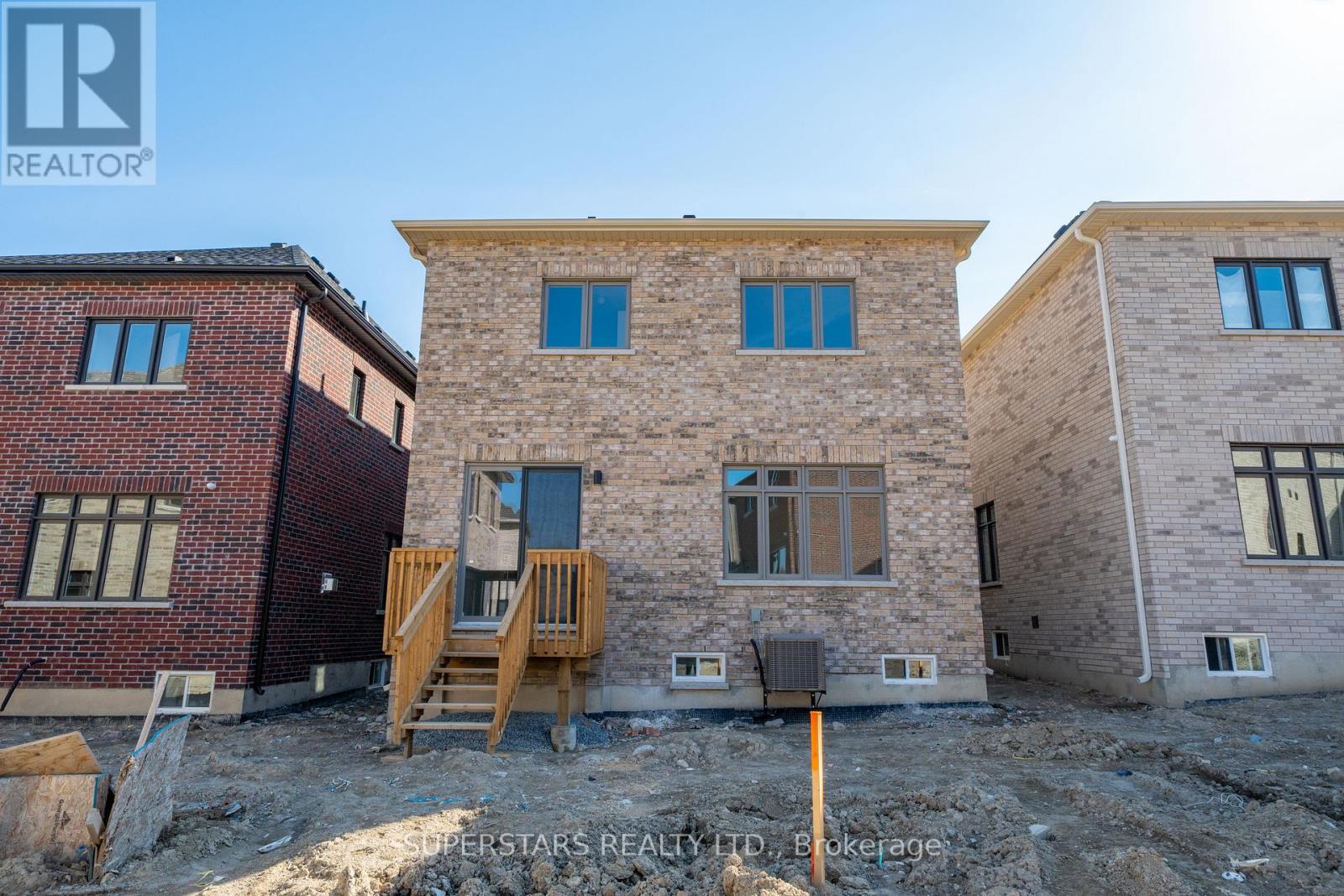 215 Archerhill Circle, Aurora, Ontario  L4G 4E2 - Photo 28 - N13082140
