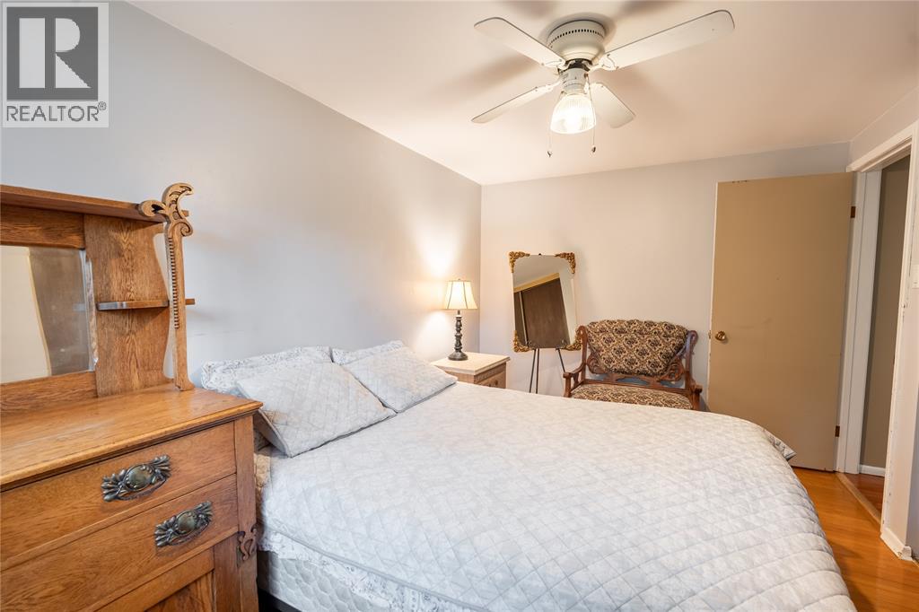 1644 Tyrie Drive, Sarnia, Ontario  N7V 3P7 - Photo 19 - 26009810