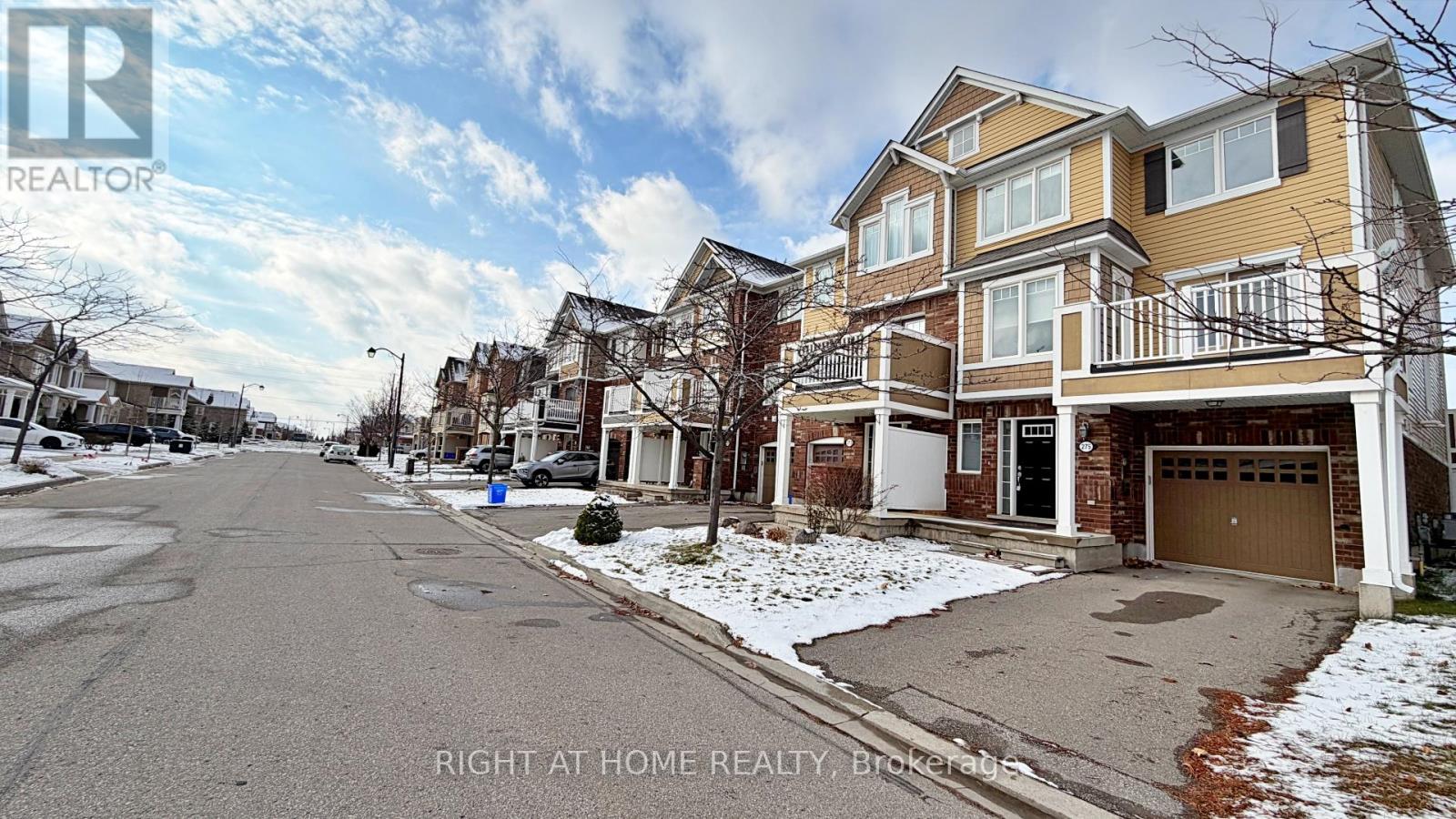 275 Woodley Crescent, Milton, Ontario  L9T 8B8 - Photo 4 - W12927282