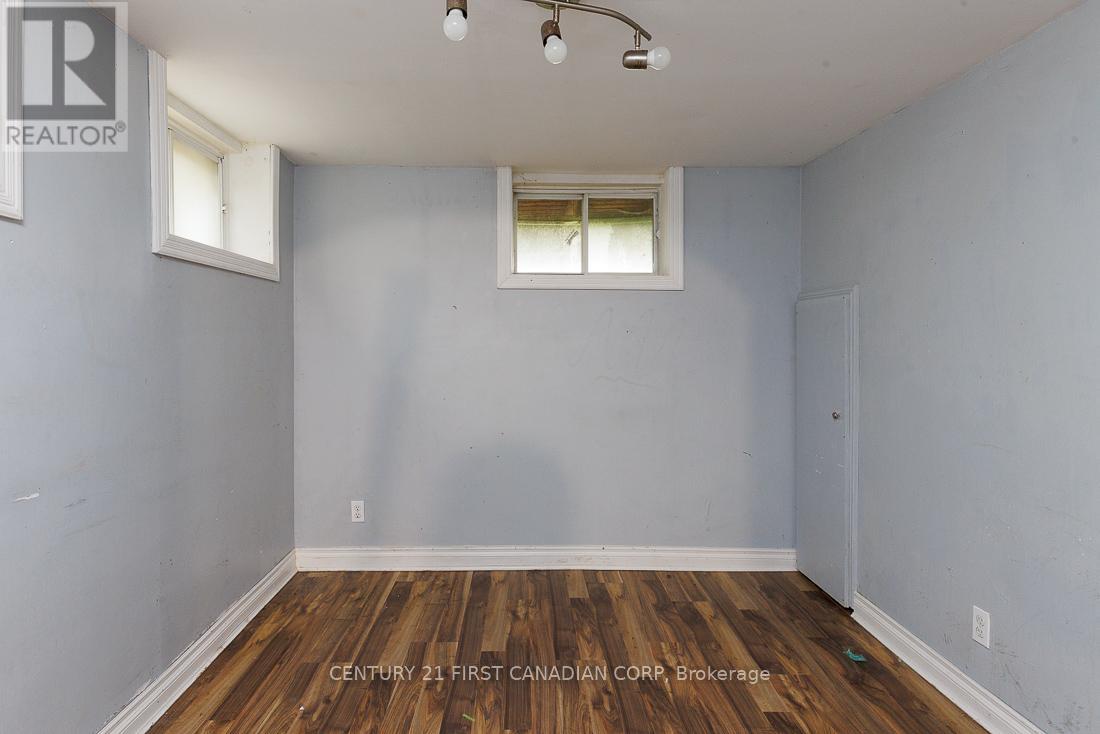 1185 Albany Street, London East, Ontario  N5W 3L6 - Photo 32 - X13082292