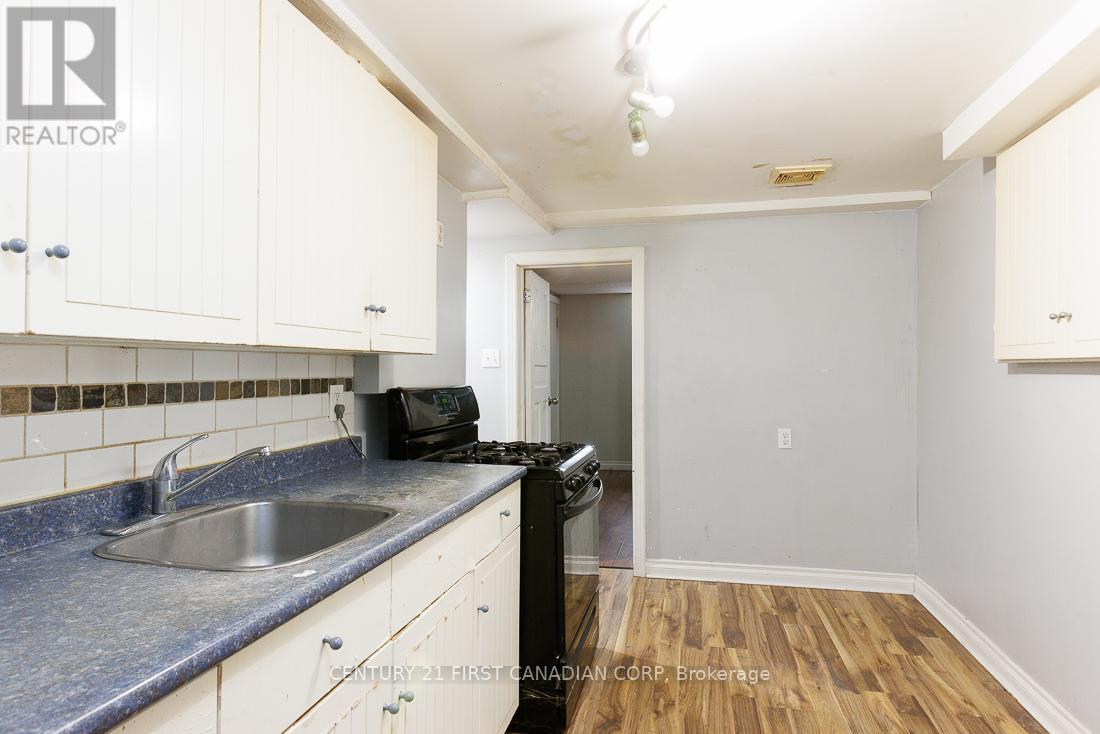 1185 Albany Street, London East, Ontario  N5W 3L6 - Photo 35 - X13082292