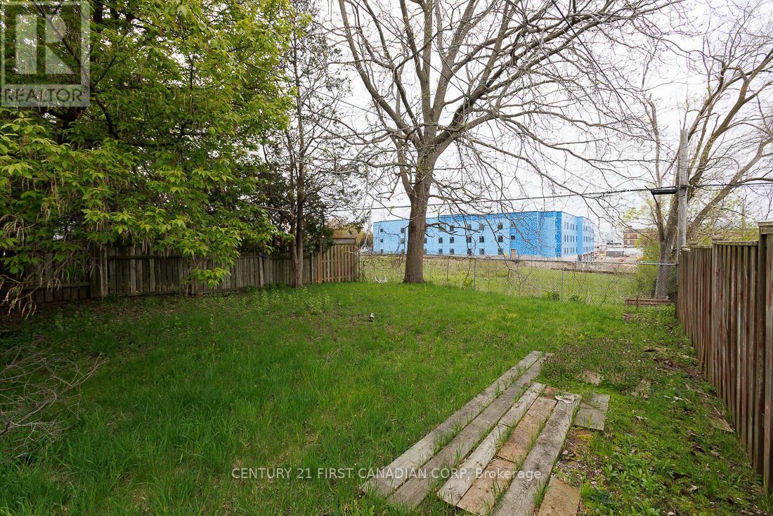 1185 Albany Street, London East, Ontario  N5W 3L6 - Photo 44 - X13082292
