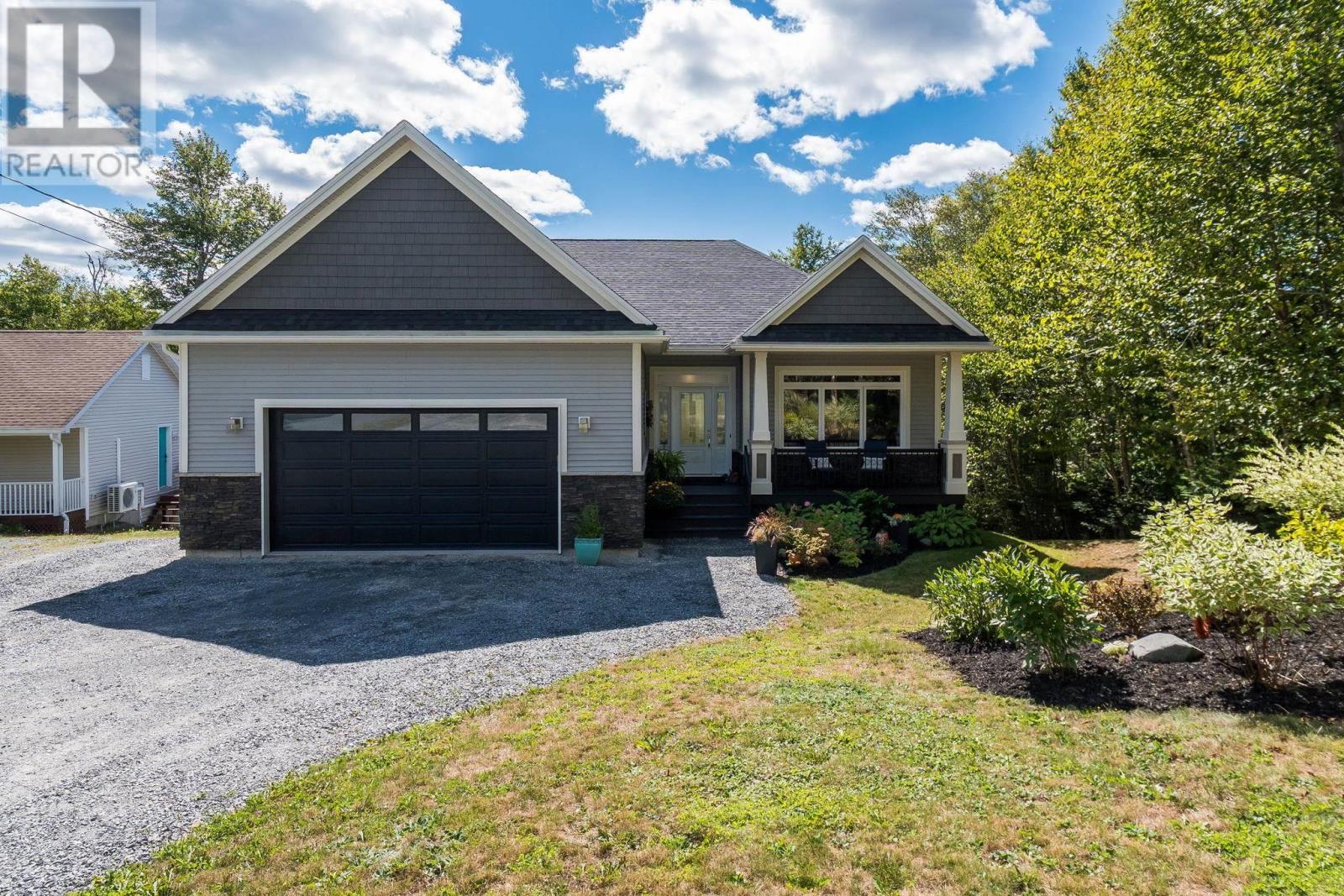 769 Lakeview Avenue, Middle Sackville, Nova Scotia  B4E 3G9 - Photo 1 - 202601659