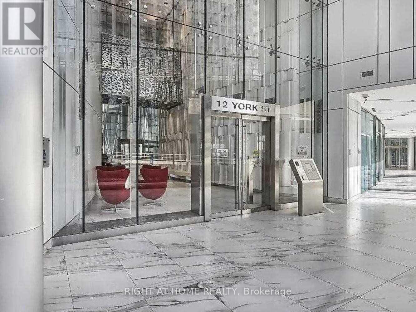 5510 - 12 York Street, Toronto, Ontario  M5J 2Z2 - Photo 3 - C13082248