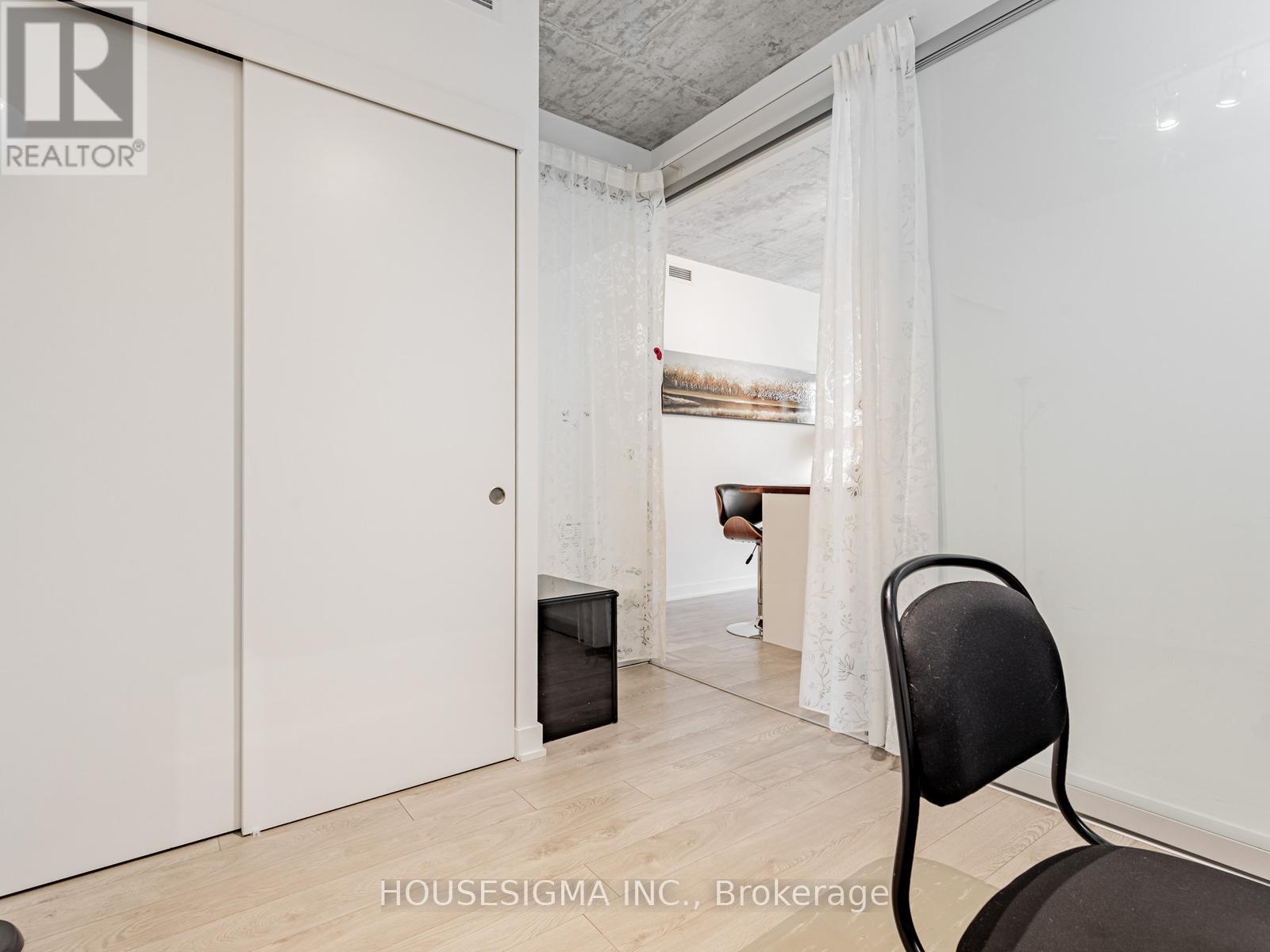 1201 - 185 Roehampton Avenue, Toronto, Ontario  M4P 1R4 - Photo 13 - C13082282