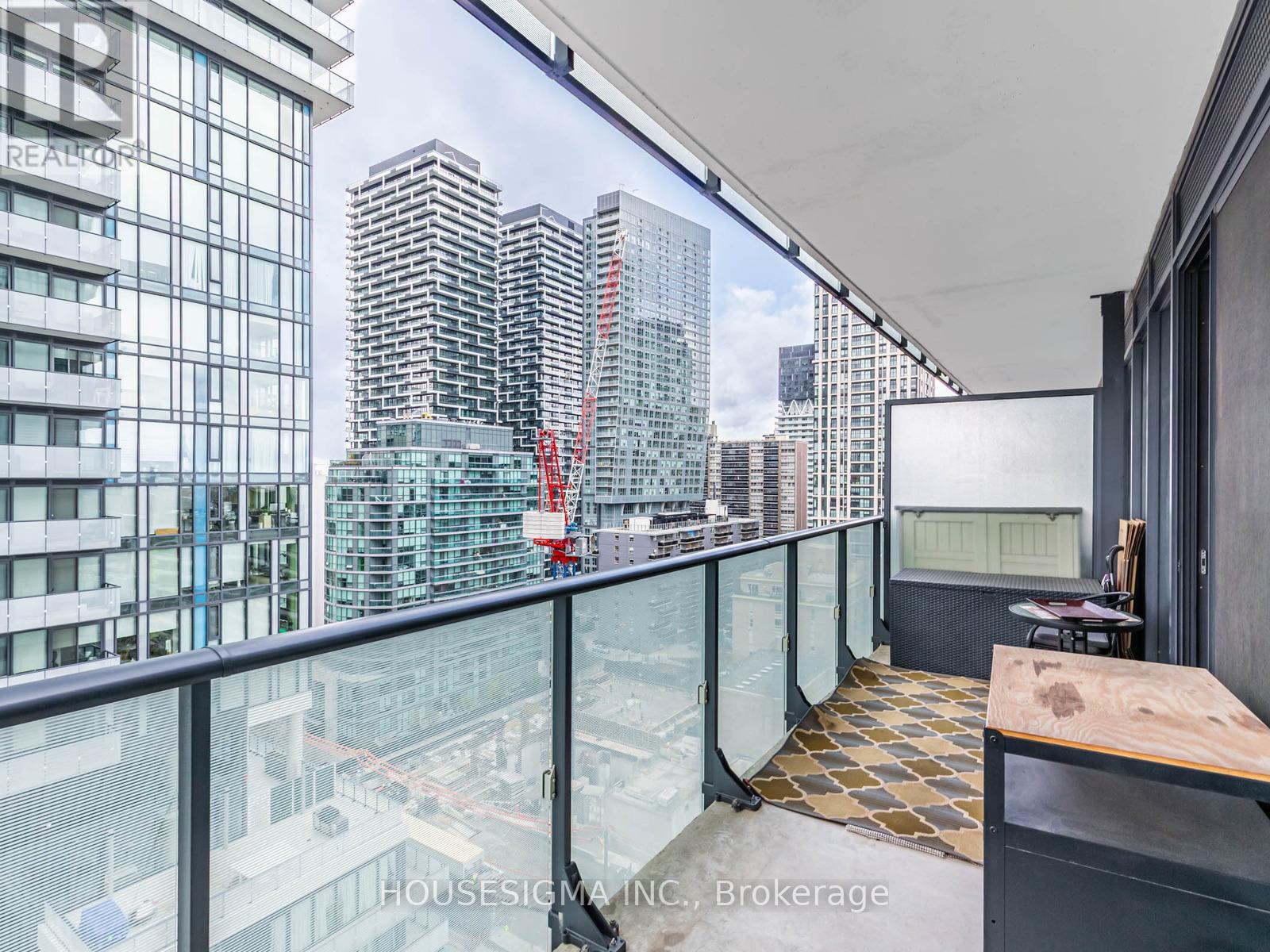 1201 - 185 Roehampton Avenue, Toronto, Ontario  M4P 1R4 - Photo 17 - C13082282