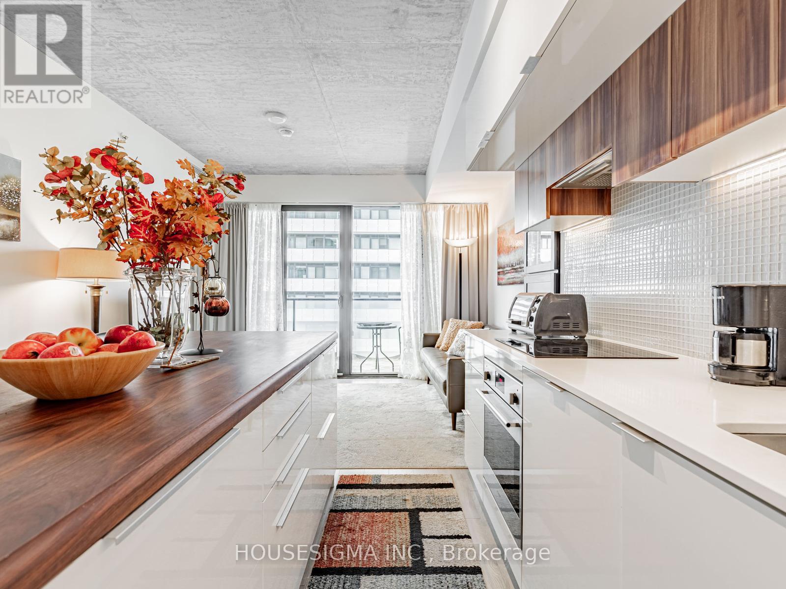 1201 - 185 Roehampton Avenue, Toronto, Ontario  M4P 1R4 - Photo 3 - C13082282
