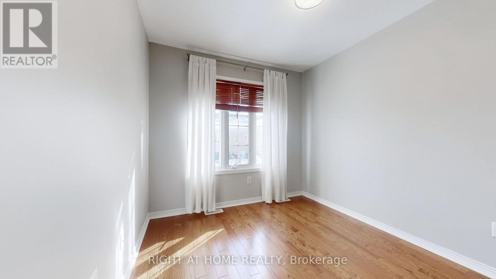 49 Wilkes Crescent, Toronto, Ontario  M1L 0B4 - Photo 17 - E13082366