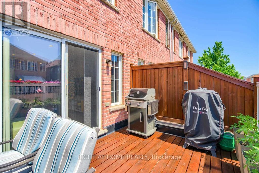 49 Wilkes Crescent, Toronto, Ontario  M1L 0B4 - Photo 35 - E13082366