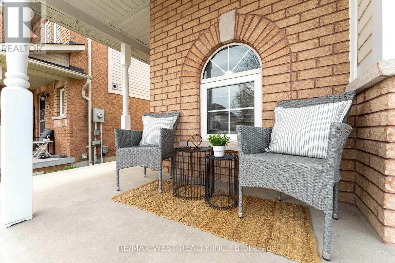 72 Bannister Street, Clarington, Ontario  L1C 5L8 - Photo 4 - E13082372