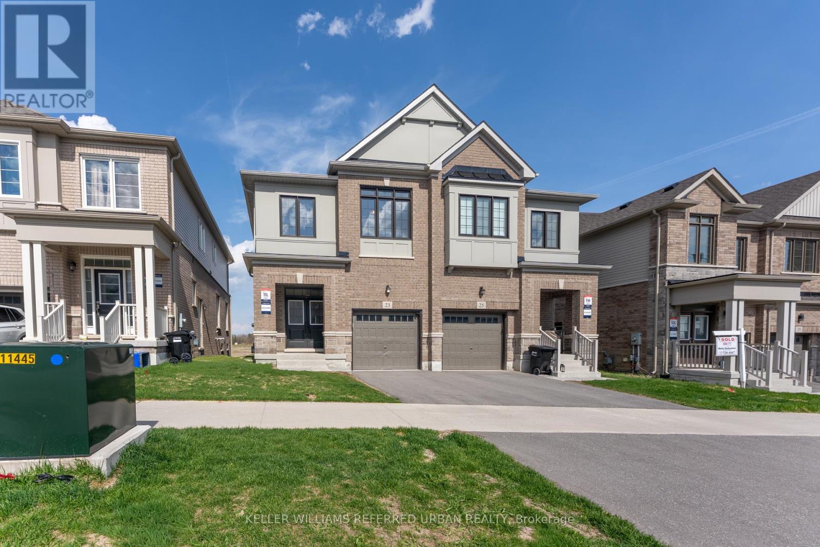 23 Greer Street, Barrie, Ontario  L9J 0R4 - Photo 1 - S13082286