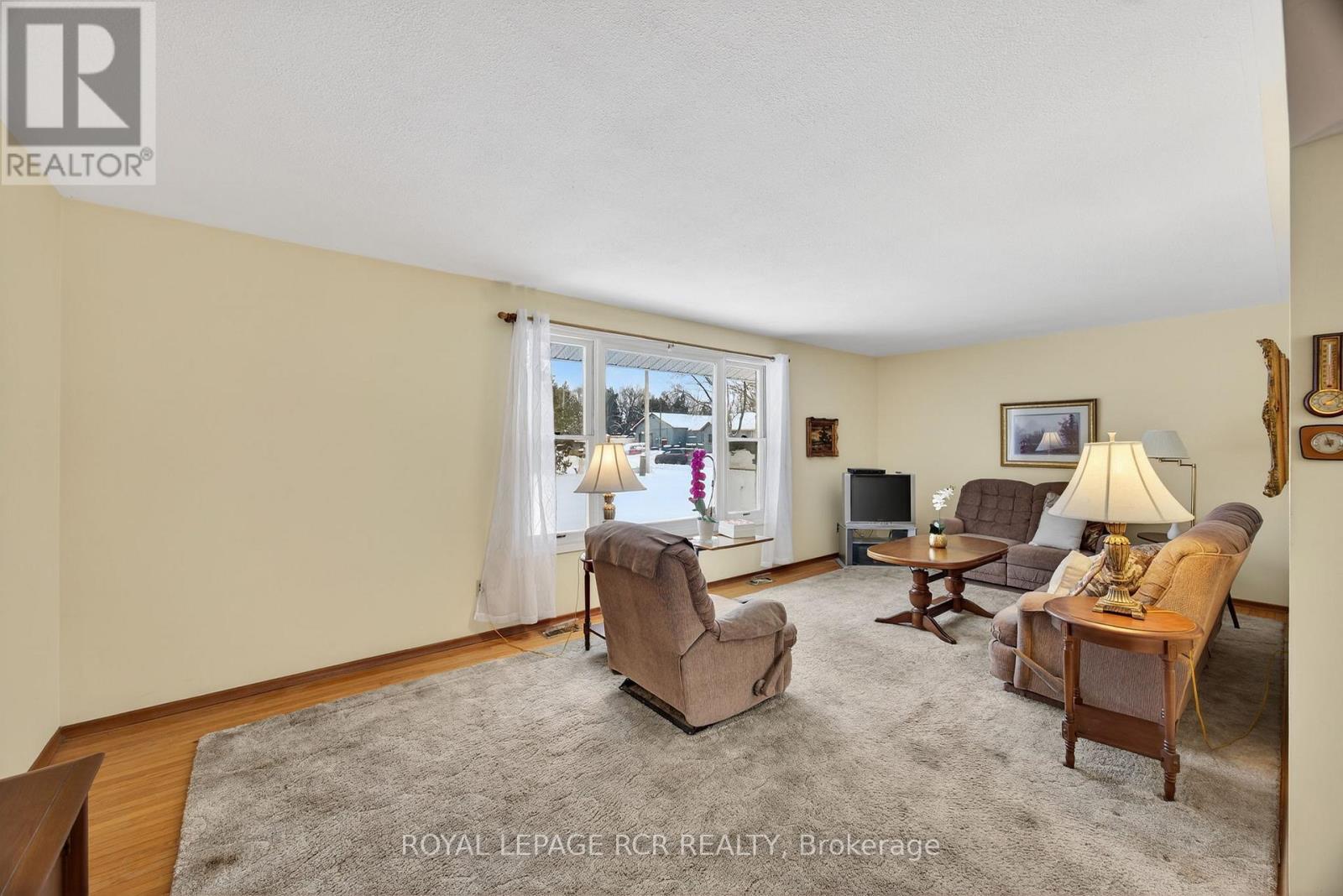 24 Drummond Street, Adjala-Tosorontio, Ontario  L0G 1L0 - Photo 11 - N13003054