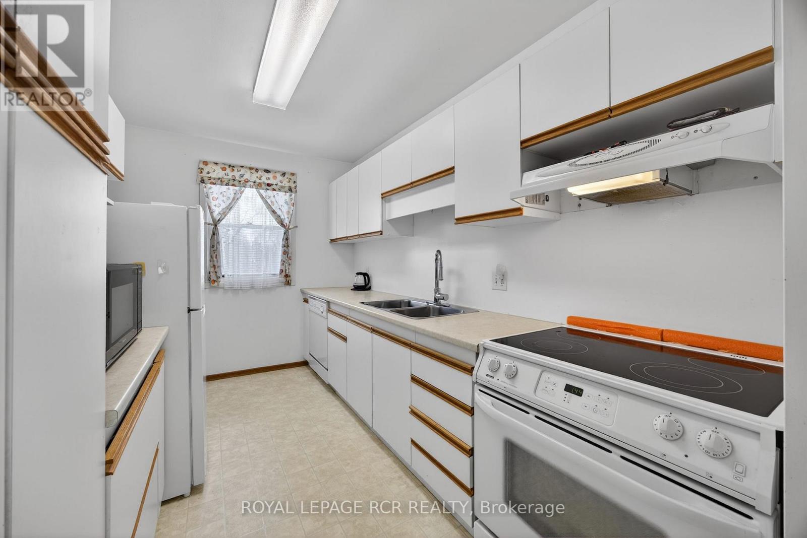 24 Drummond Street, Adjala-Tosorontio, Ontario  L0G 1L0 - Photo 5 - N13003054
