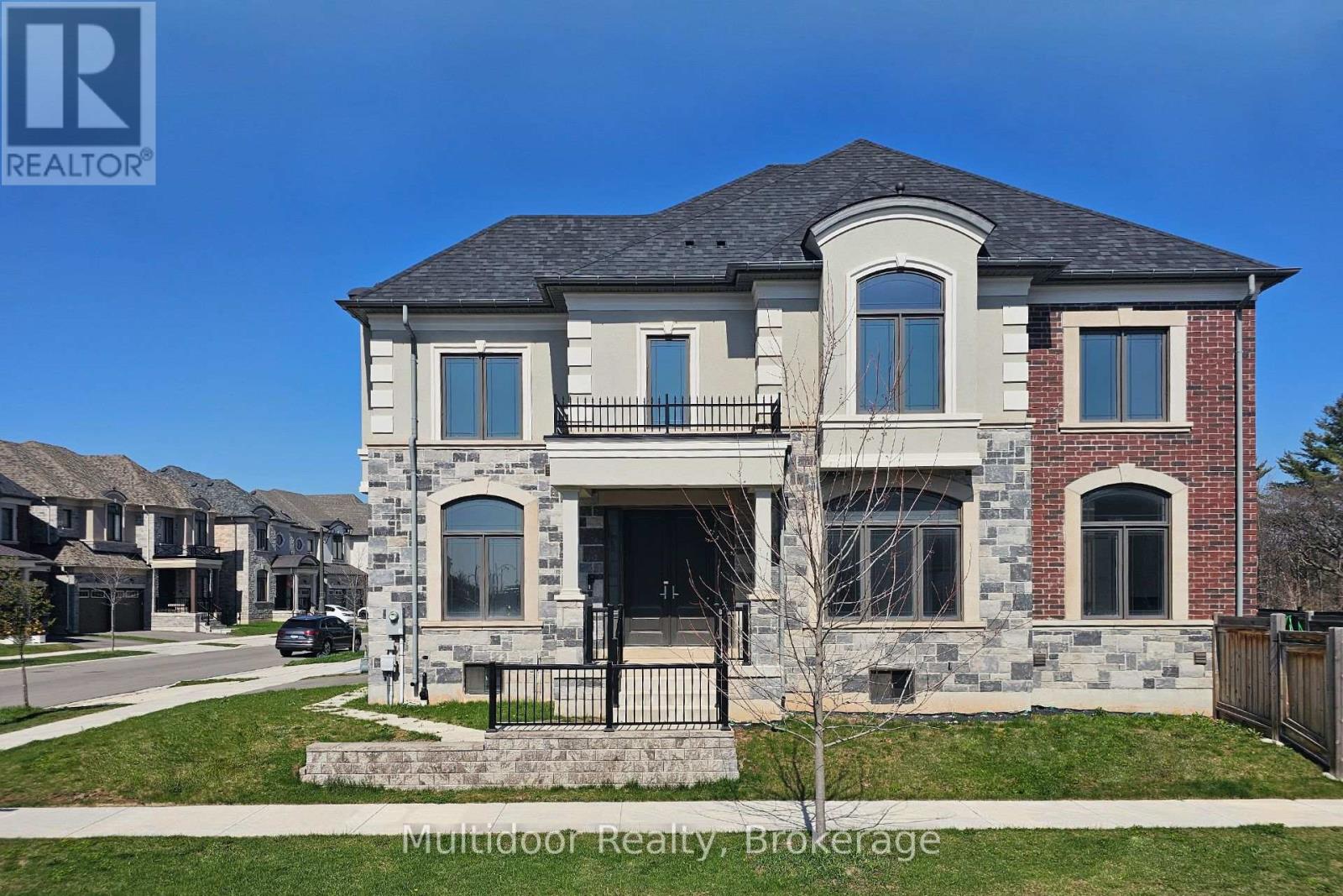 2427 Aubrey Turquand Trail, Oakville (Ga Glen Abbey), Ontario  L6M 5L4 - Photo 3 - W13082250