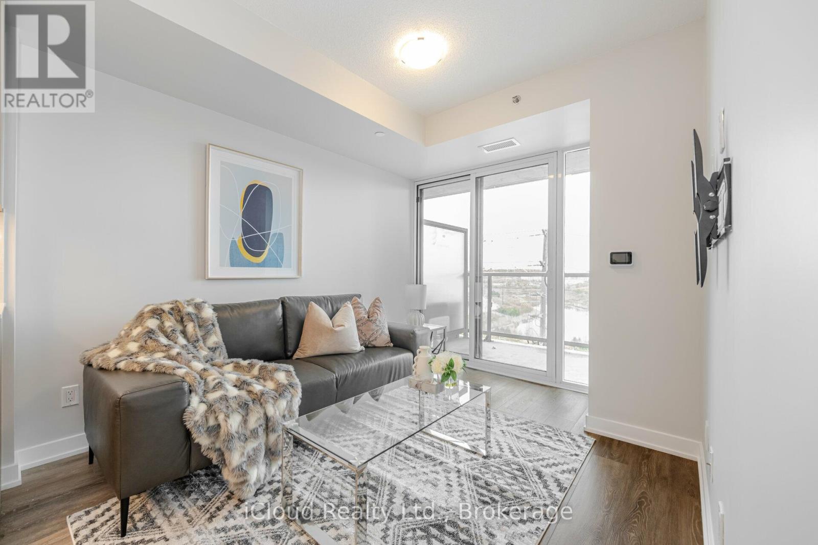 3200 Dakota Common, Burlington (Alton), Ontario  L7M 2A7 - Photo 14 - W13082284