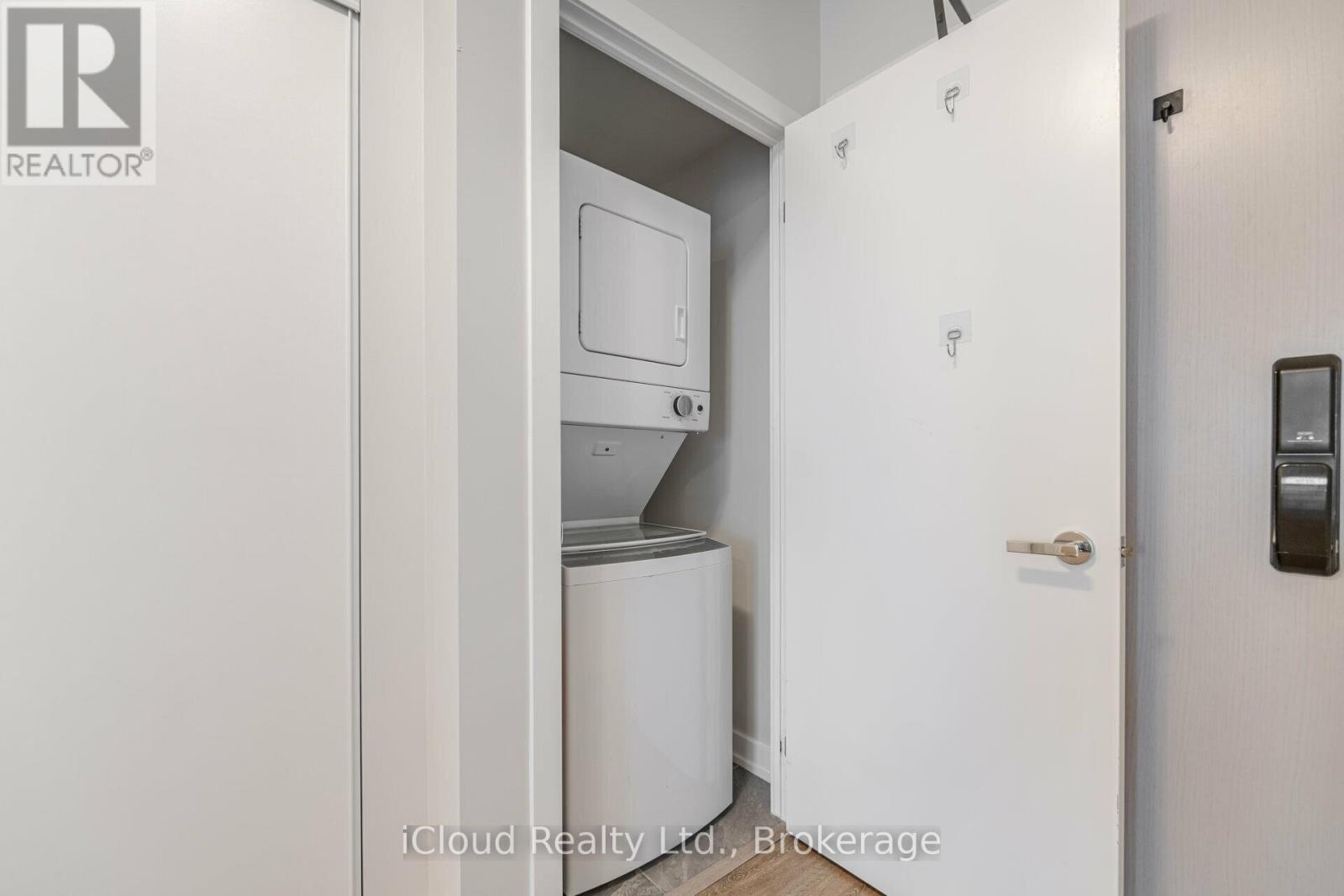3200 Dakota Common, Burlington (Alton), Ontario  L7M 2A7 - Photo 21 - W13082284