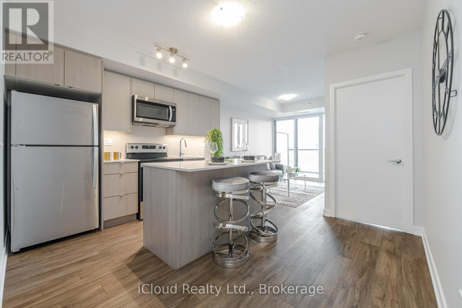 3200 Dakota Common, Burlington (Alton), Ontario  L7M 2A7 - Photo 7 - W13082284