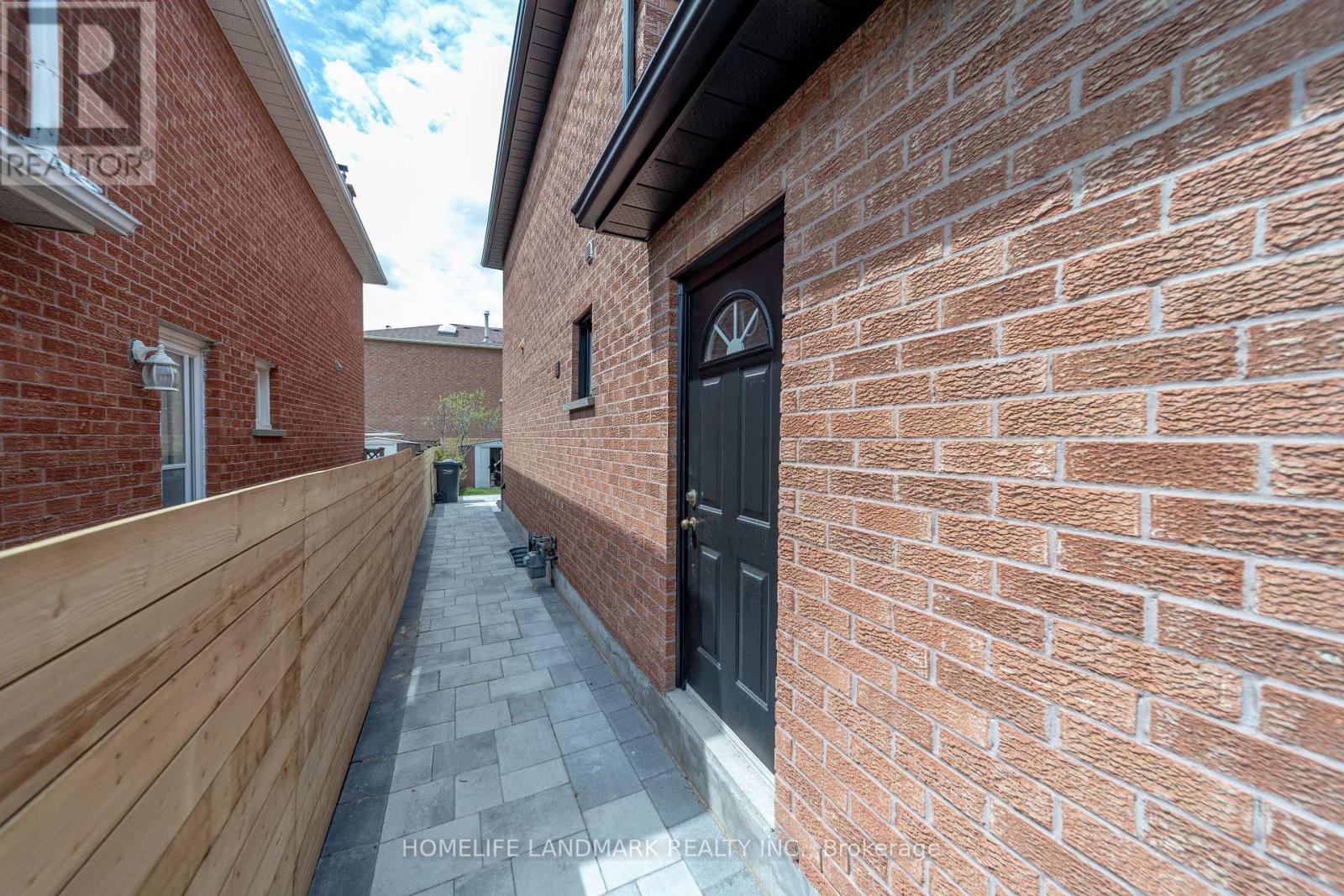 224 Macedonia Crescent, Mississauga, Ontario  L5B 3R8 - Photo 22 - W13082338