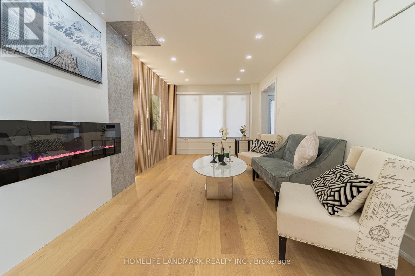 224 Macedonia Crescent, Mississauga, Ontario  L5B 3R8 - Photo 6 - W13082338