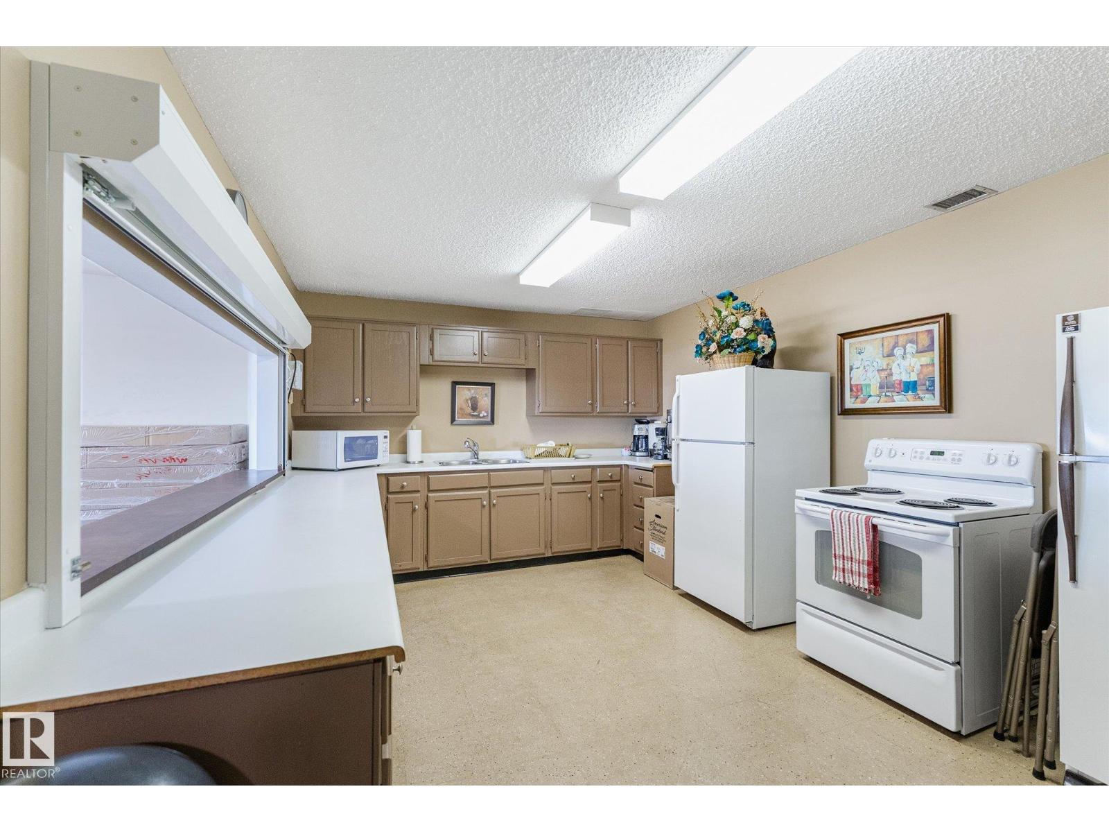 9923 103 St Nw, Edmonton, Alberta  T5K 2J3 - Photo 37 - E4485727