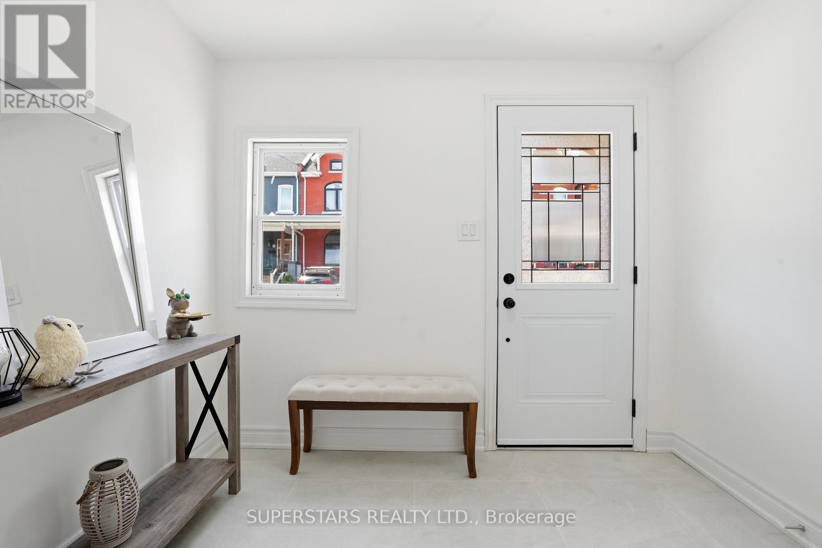 68 Magill Street, Hamilton, Ontario  L8R 2Y5 - Photo 2 - X13082260