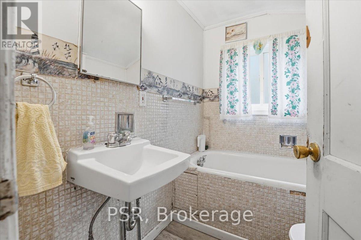 2537 Stevensville Road, Fort Erie, Ontario  L0S 1S0 - Photo 16 - X13082376
