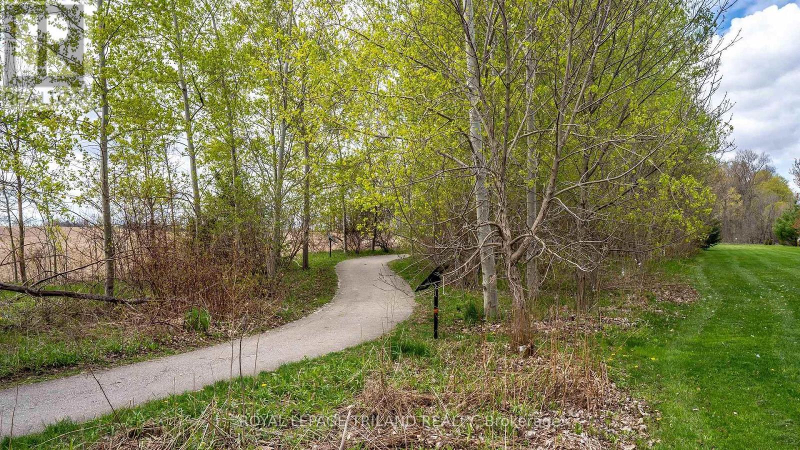 9 Heritage Place, Middlesex Centre, Ontario  N0M 2A0 - Photo 41 - X13082442