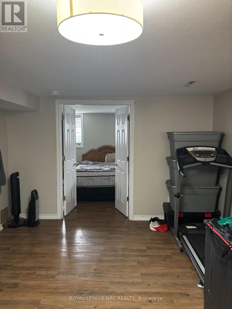 38 Manor Road, St. Catharines, Ontario  L2N 3B5 - Photo 2 - X13070754